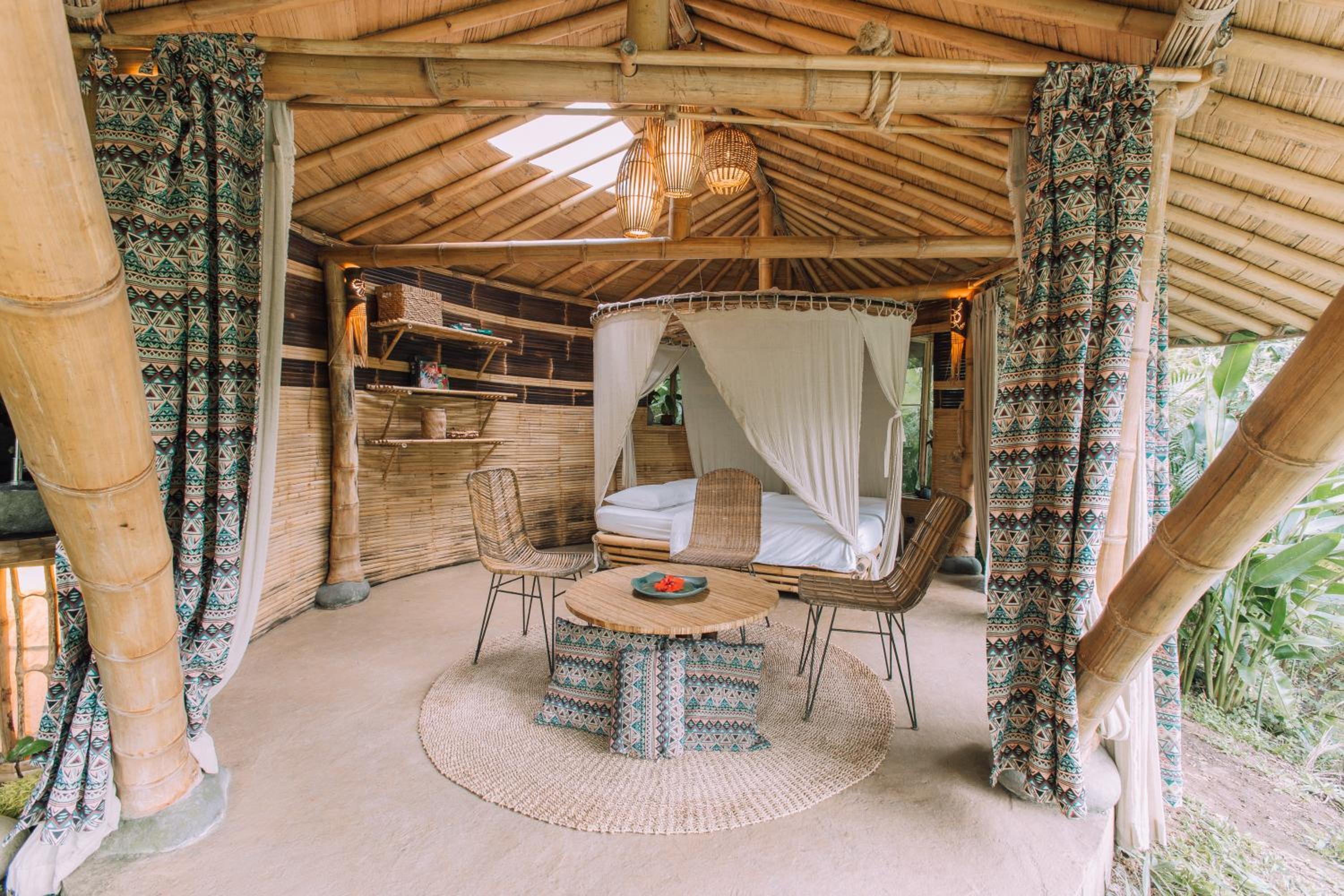 Hideout Beehive - Photo 16