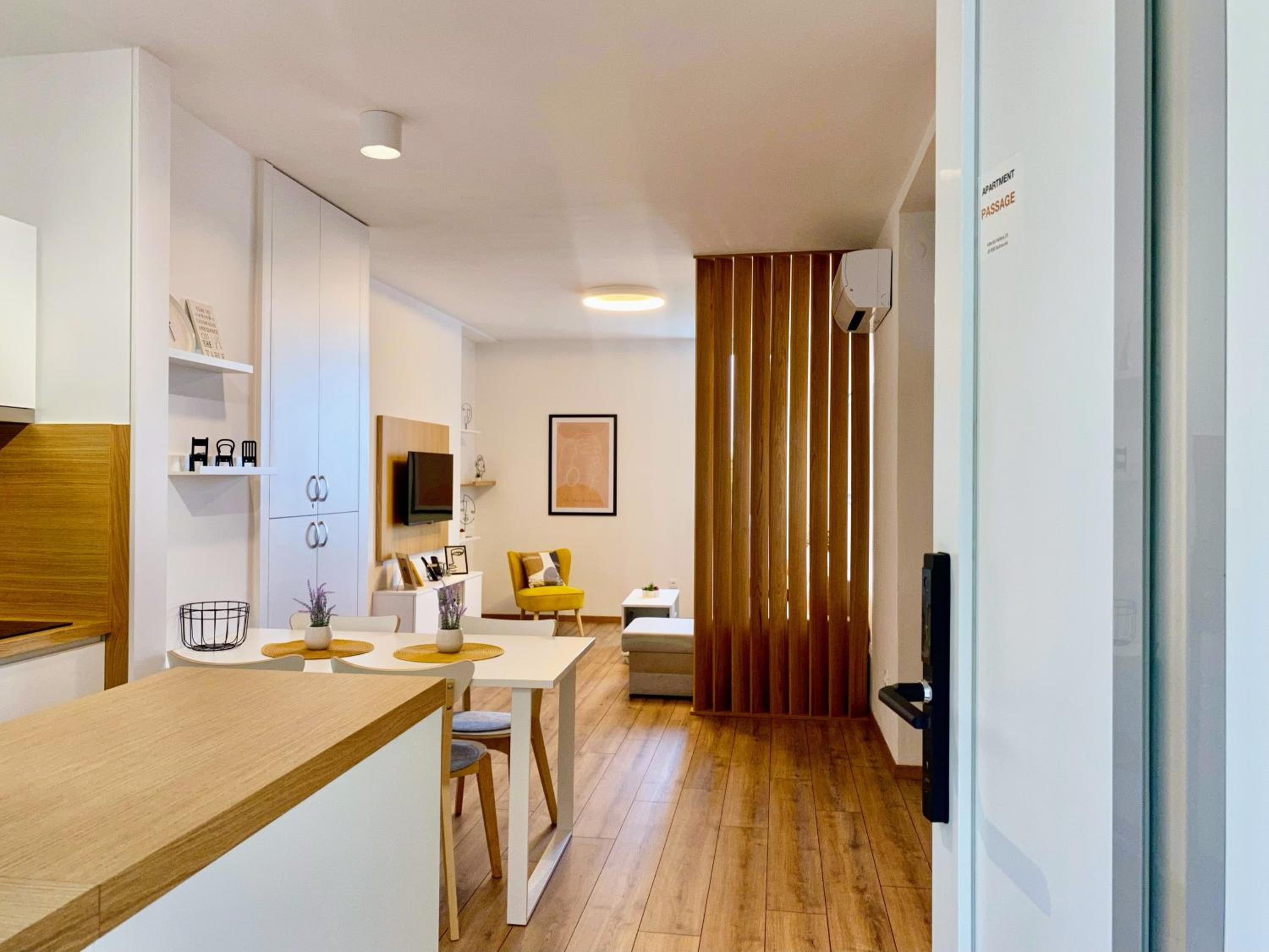 One-Bedroom Apartment