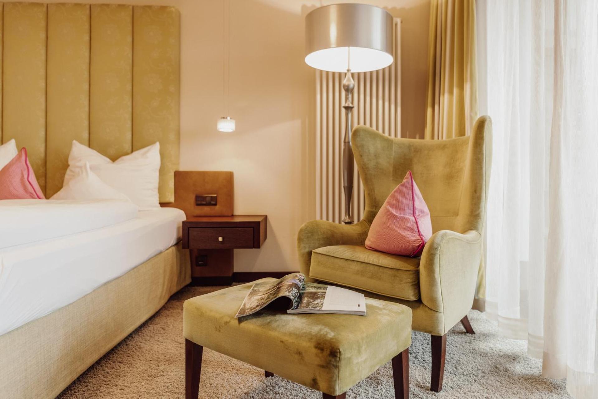 Classic Double Room with Balcony photo 3