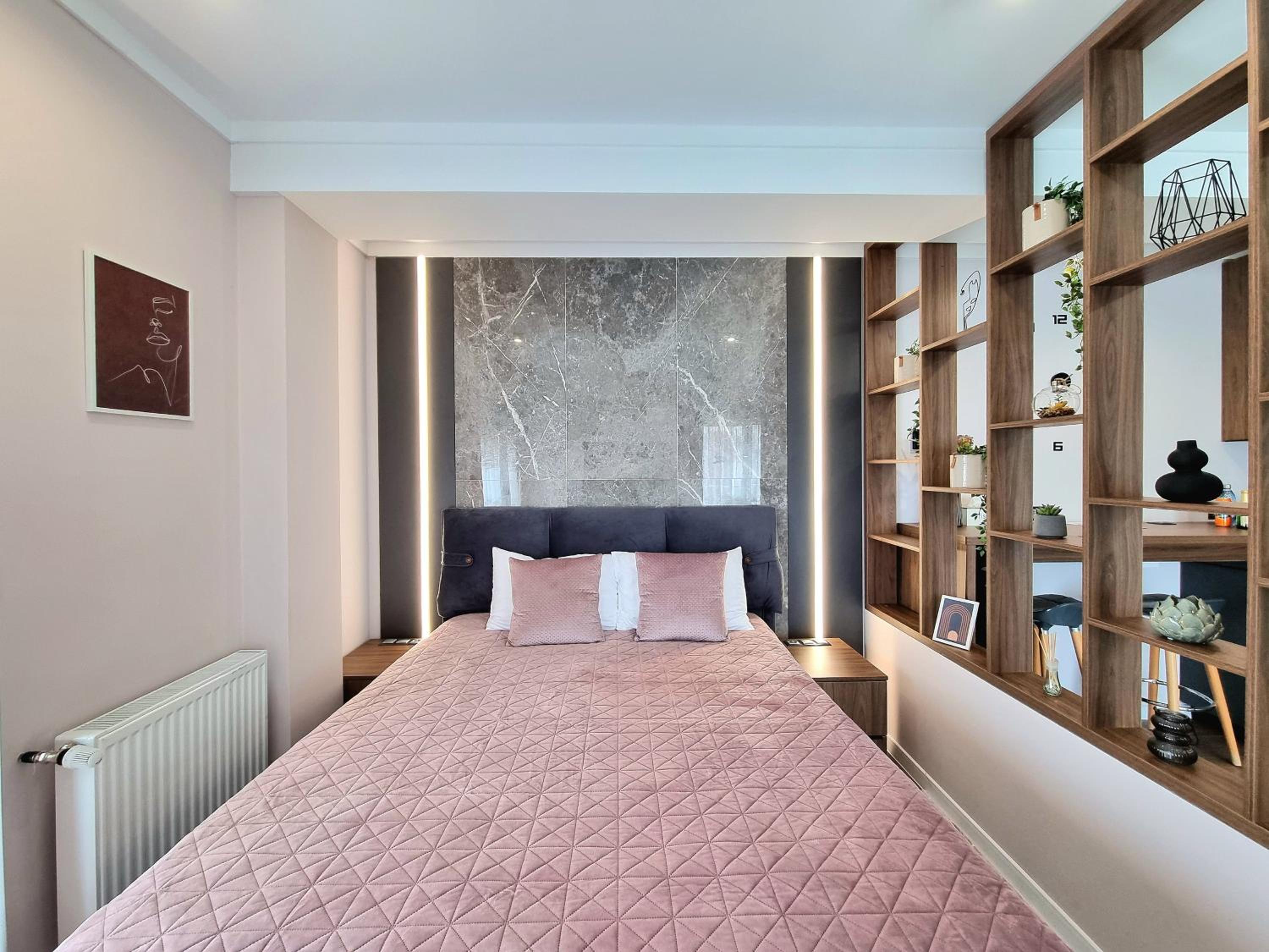 Apartment with Terrace - Photo 3