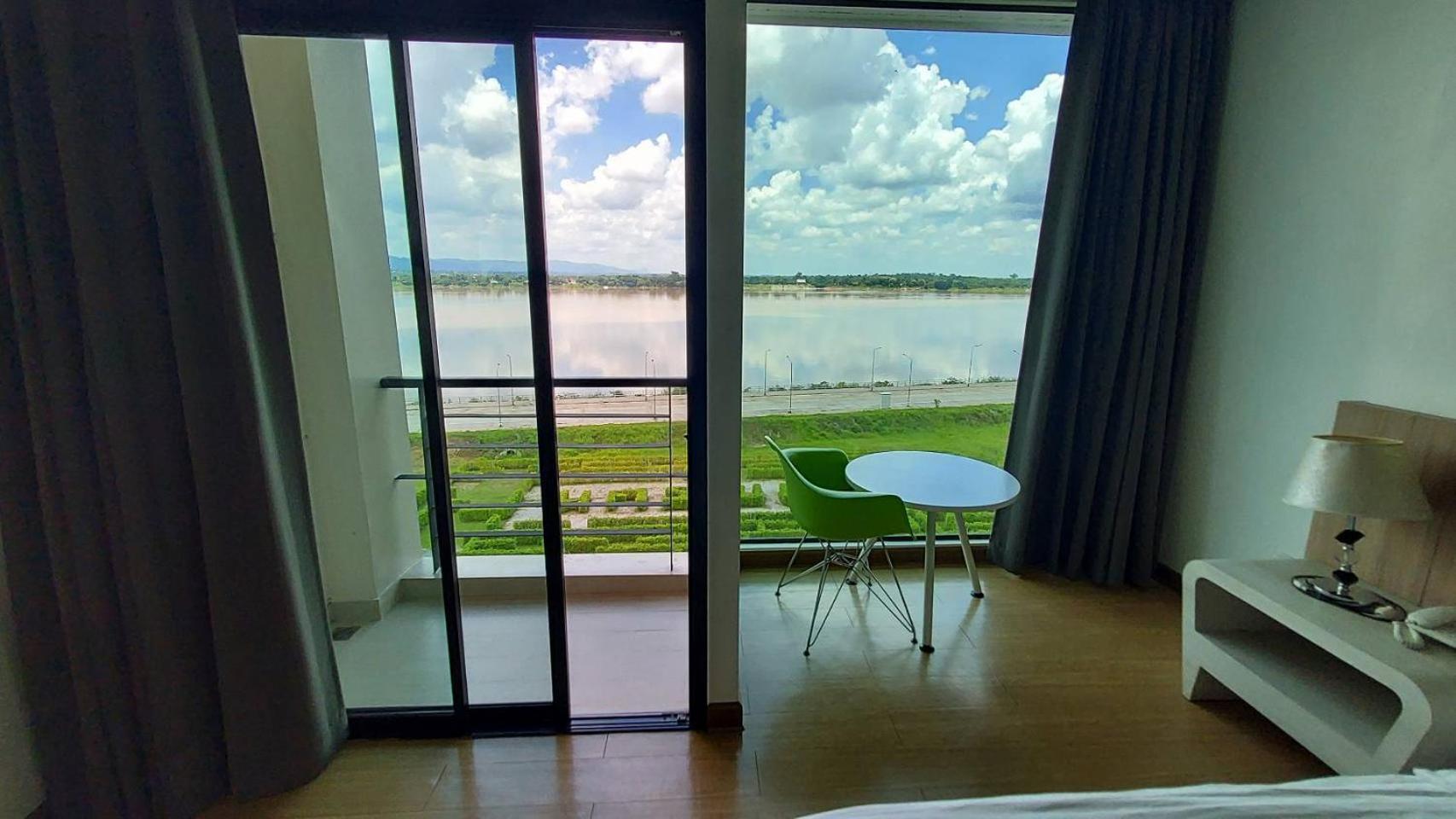 Deluxe Double or Twin Room - Photo 17