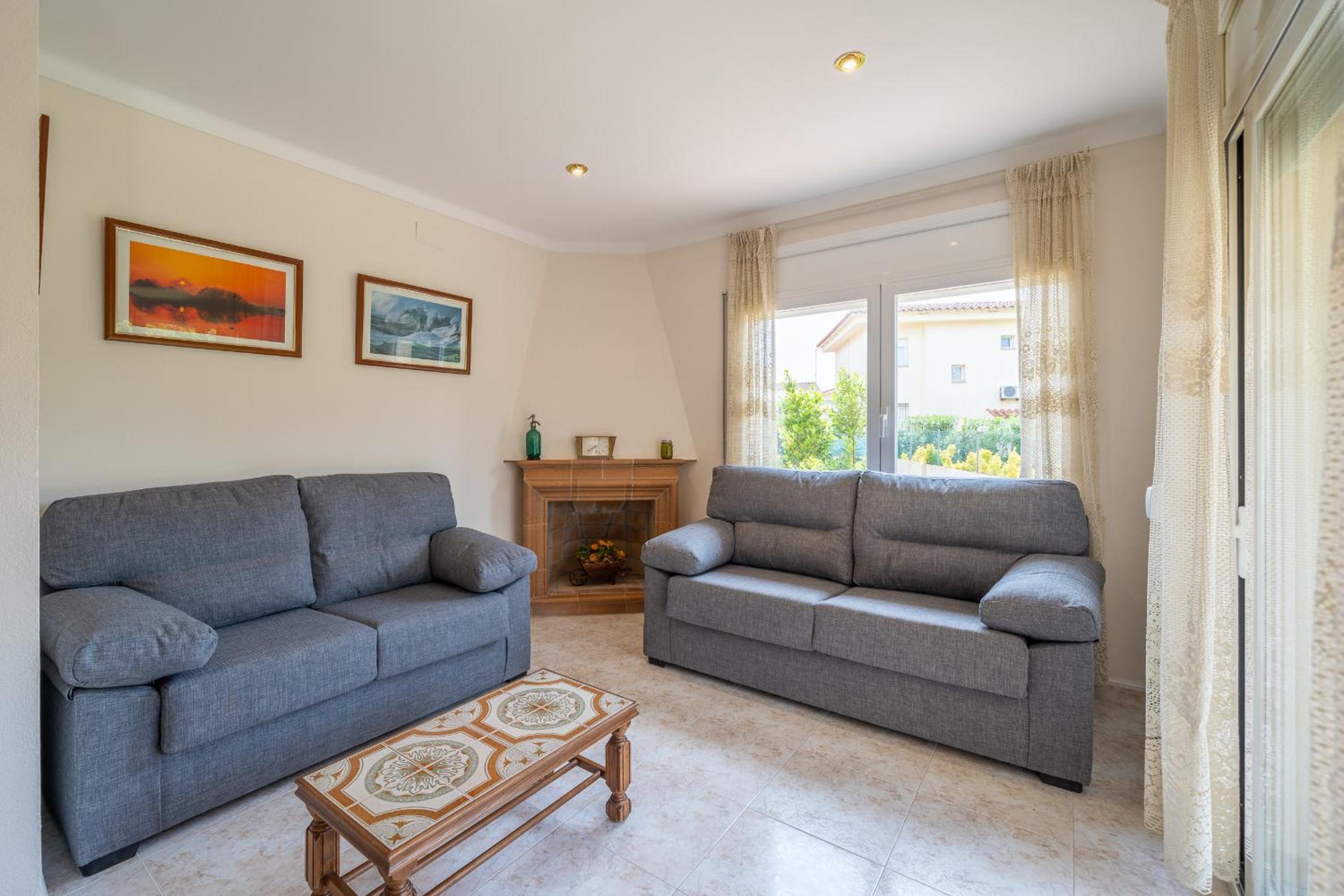 Villa with Garden View