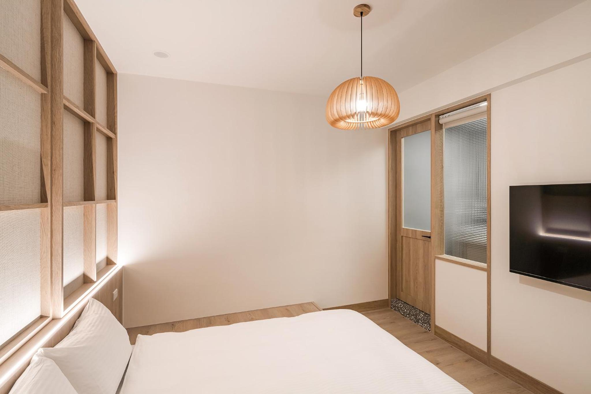 Standard Double Room - Photo 21