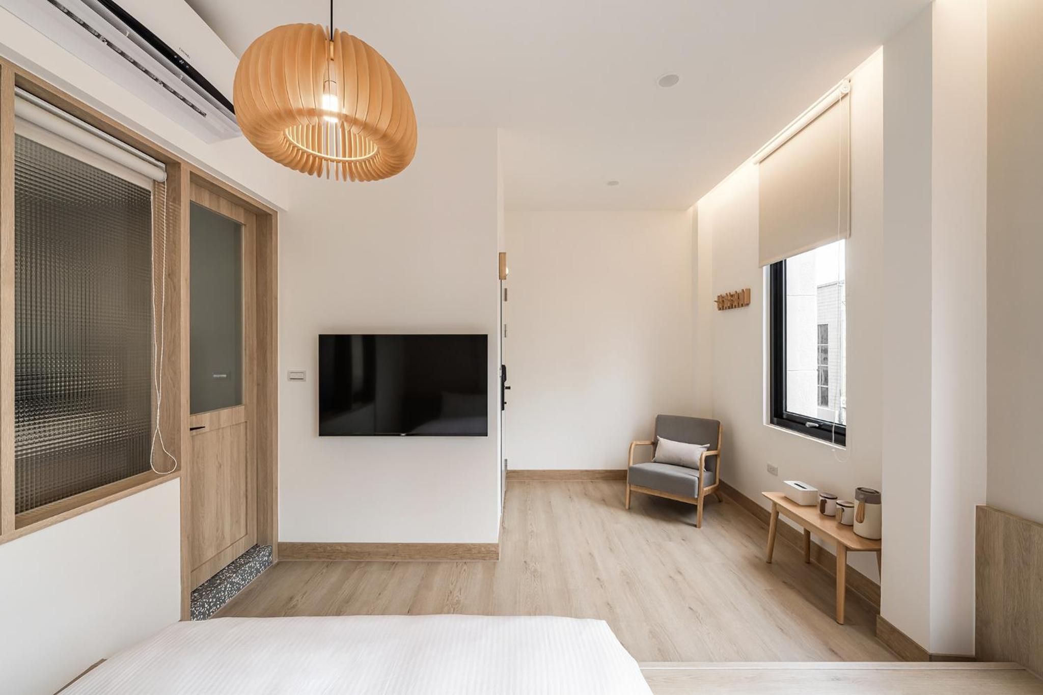 Standard Double Room - Photo 18