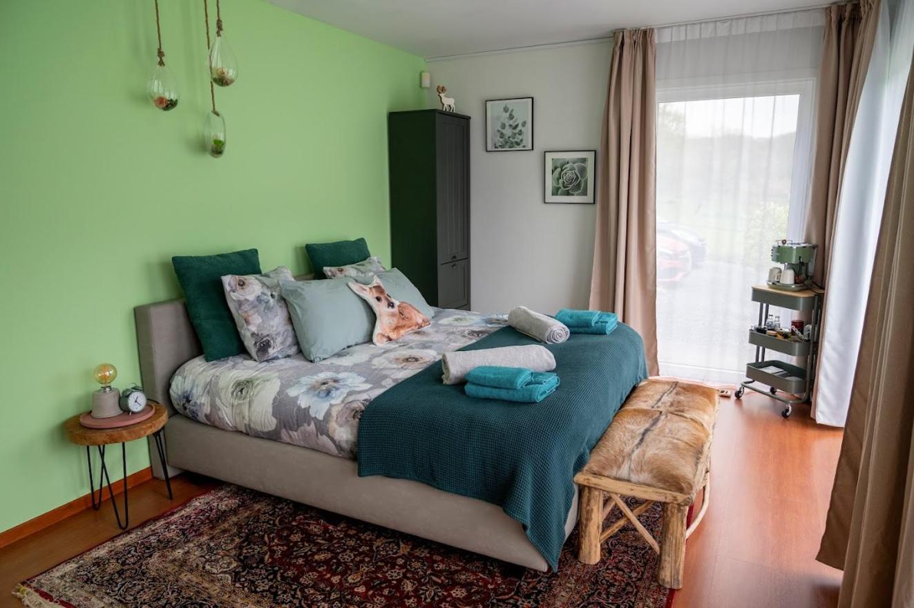 King Room with Lake View photo 1