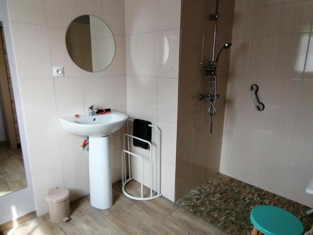 Double Room - Disability Access photo 2