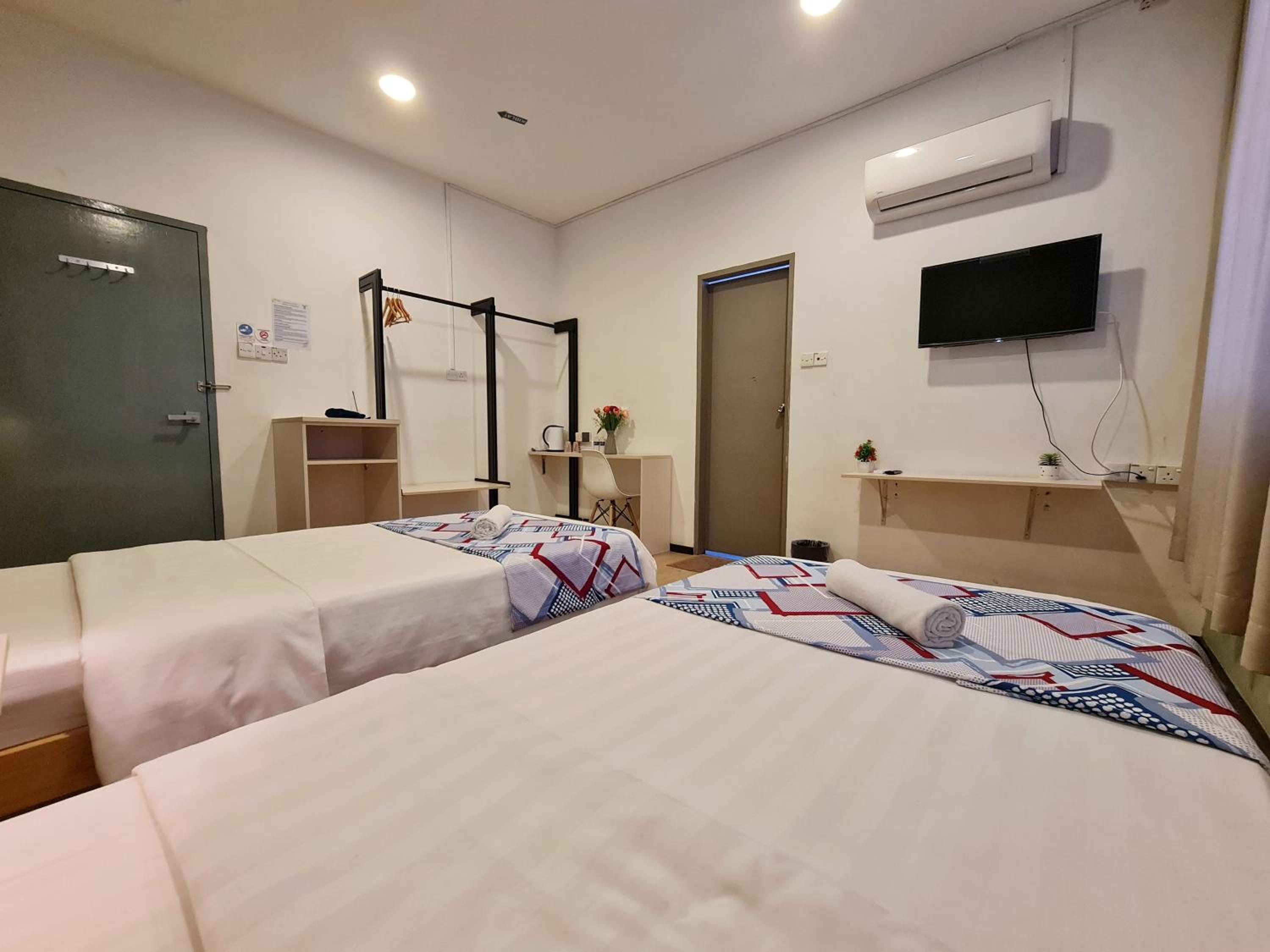 Deluxe Twin Room - Photo 4