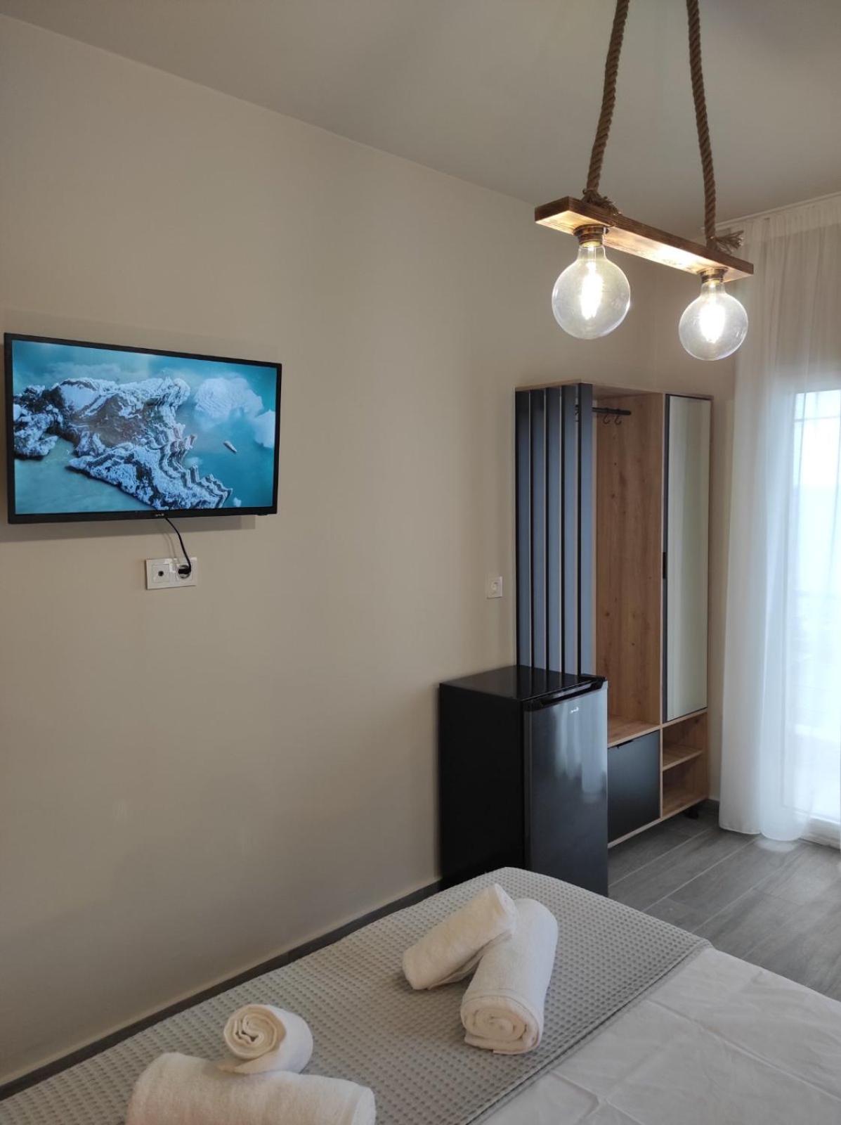 Deluxe Double Room with Balcony and Sea View photo 1