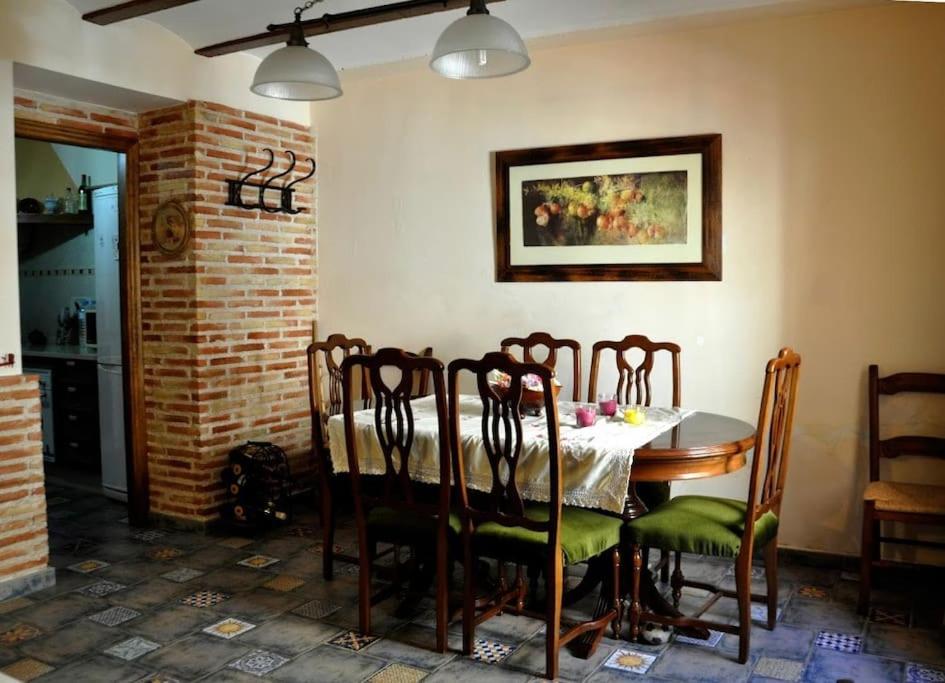 Three-Bedroom Home photo 3