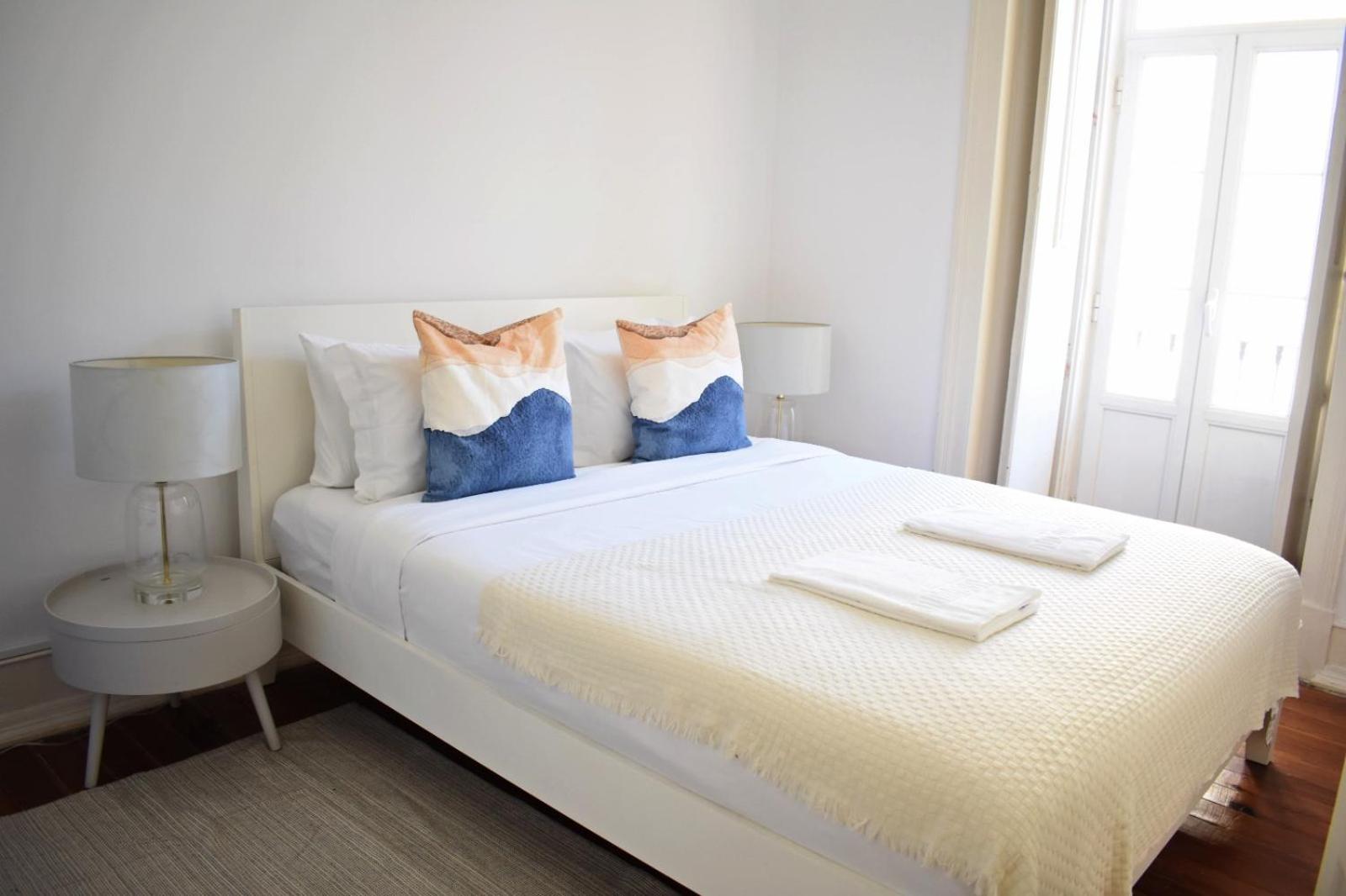 Three-Bedroom Apartment - Photo 1