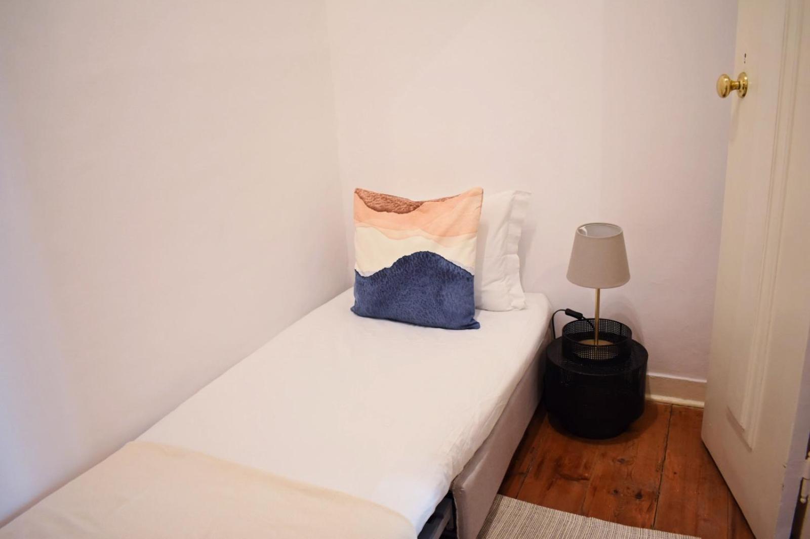 Three-Bedroom Apartment - Photo 3
