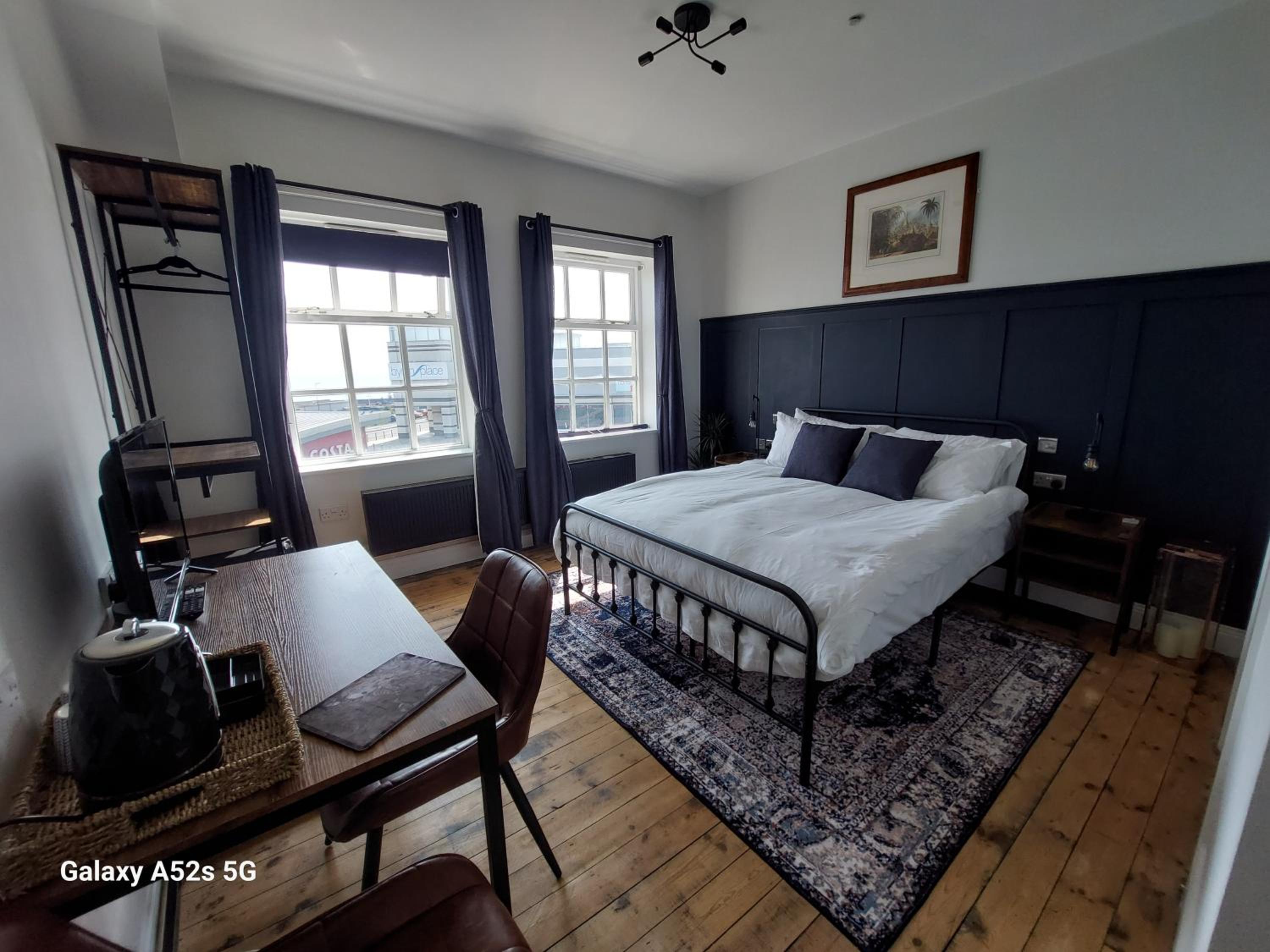 King Room with Sea View photo 1