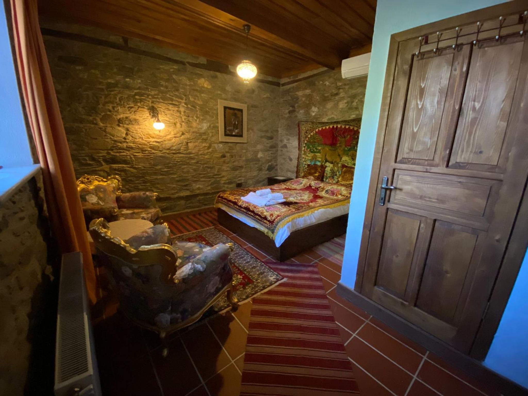 Standard Triple Room - Photo 7