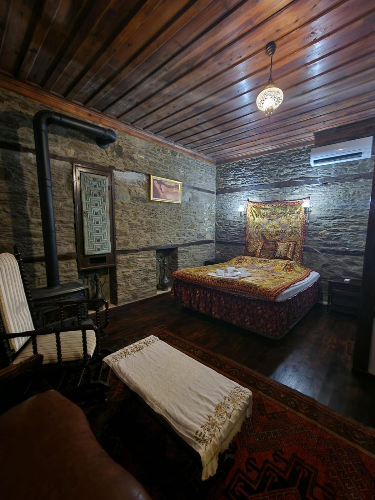 Superior Triple Room - Photo 26