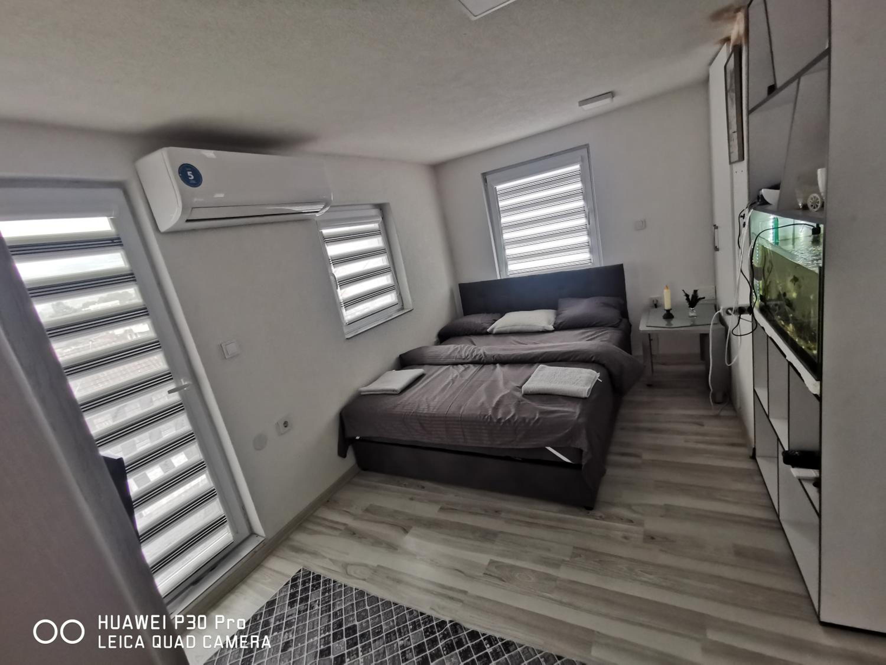 Two-Bedroom House photo 2