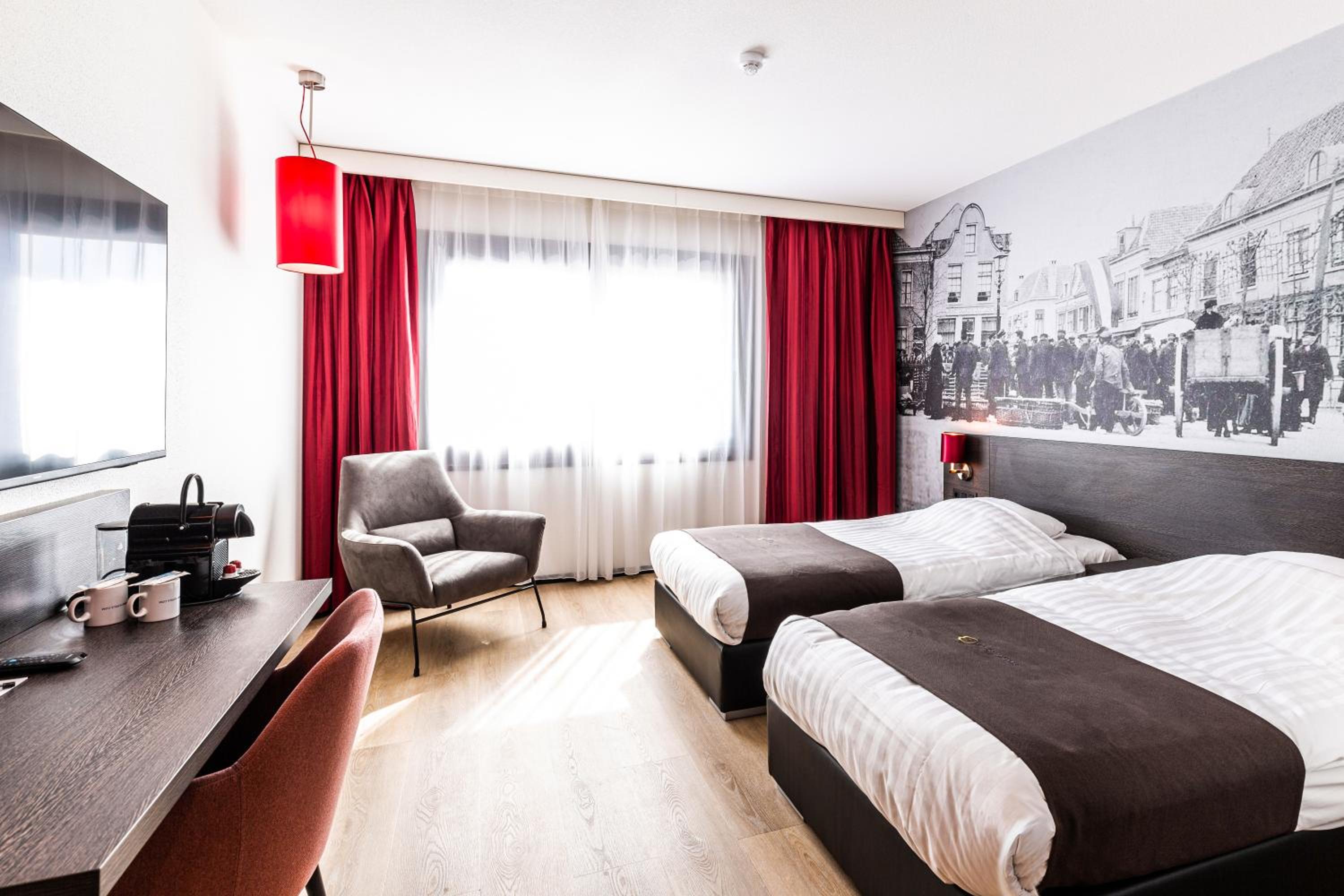 Deluxe Twin Room photo 1