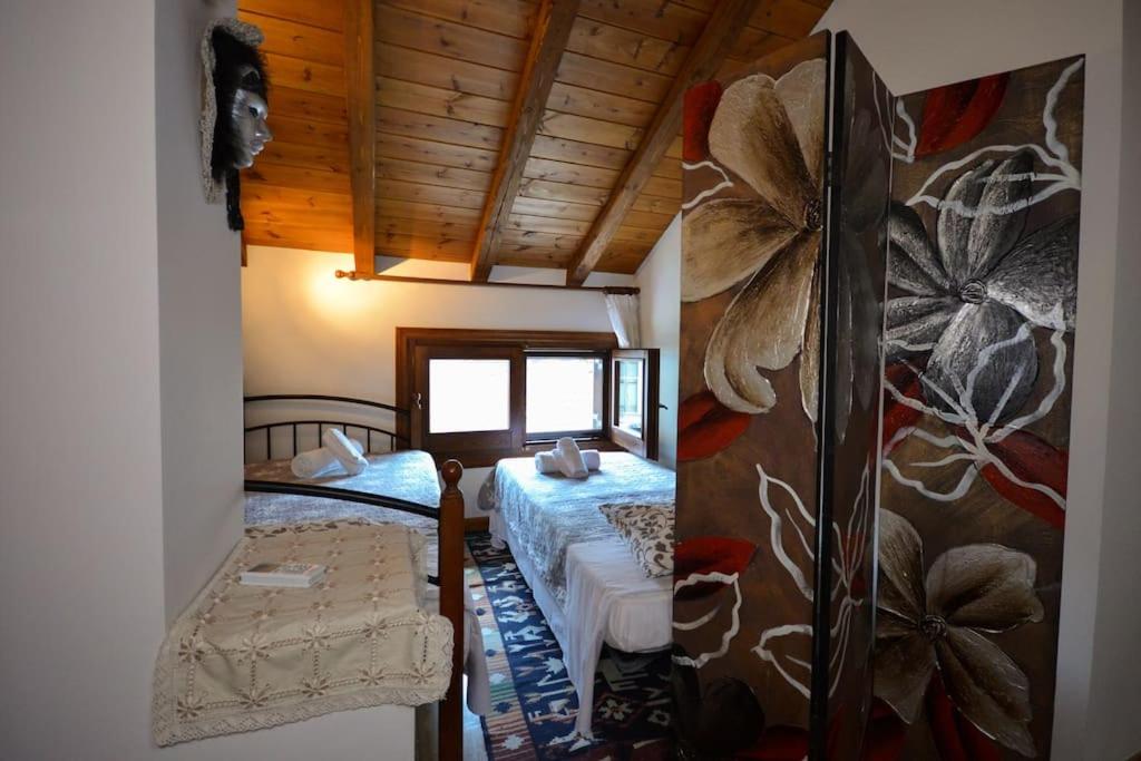 Two-Bedroom House photo 2