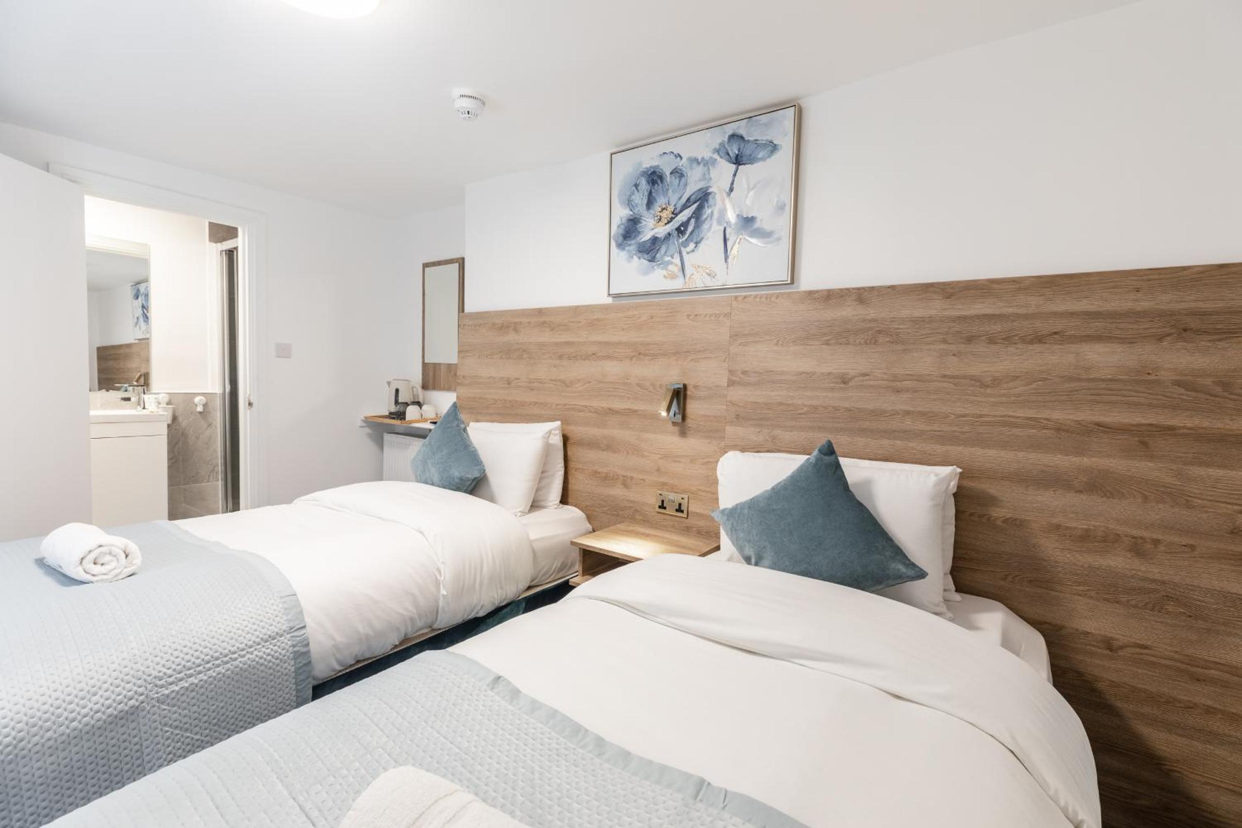 Standard Twin Room photo 3