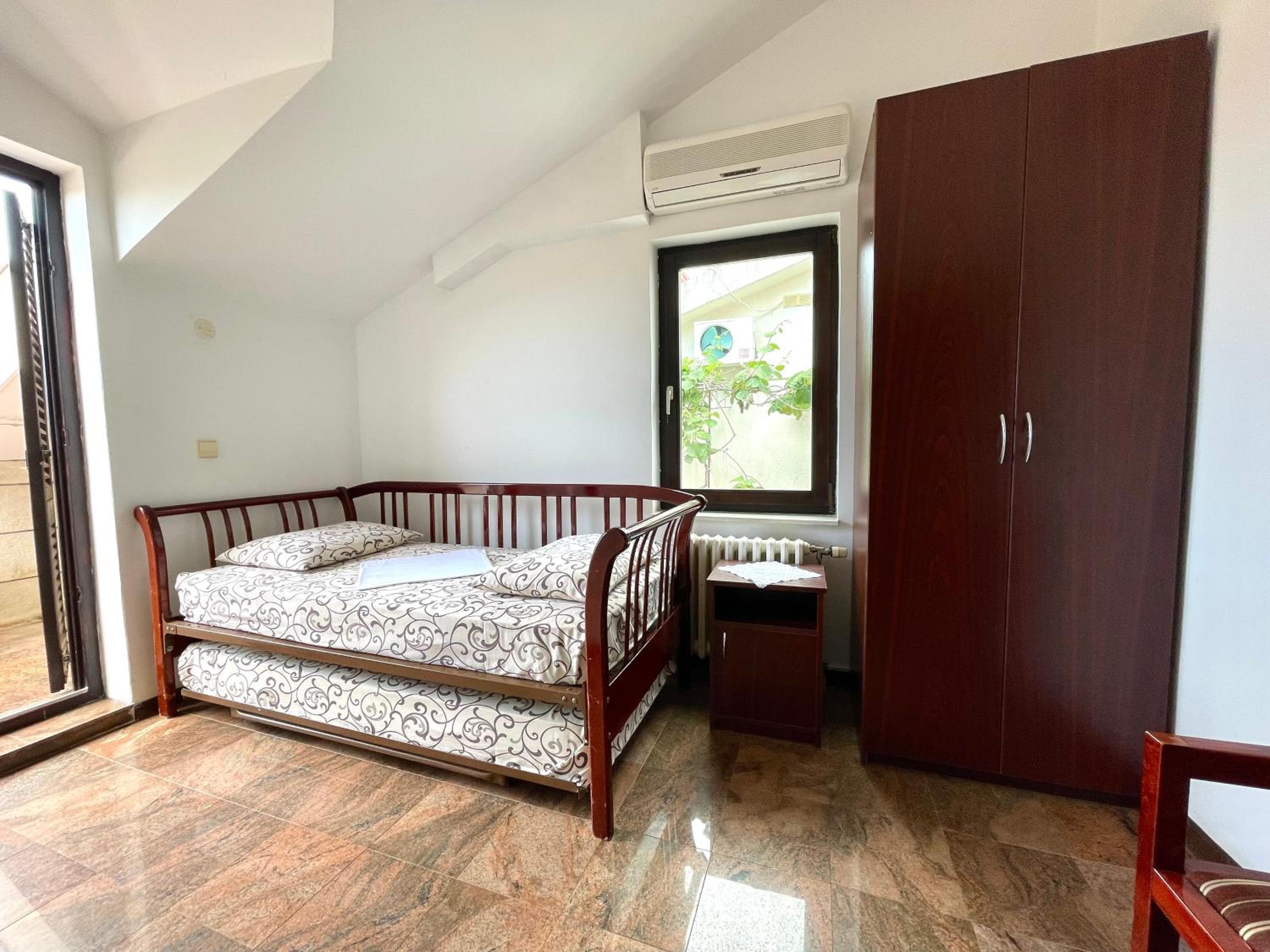 Deluxe Apartment 2 Rooms, Balcony and Sea View - Photo 7