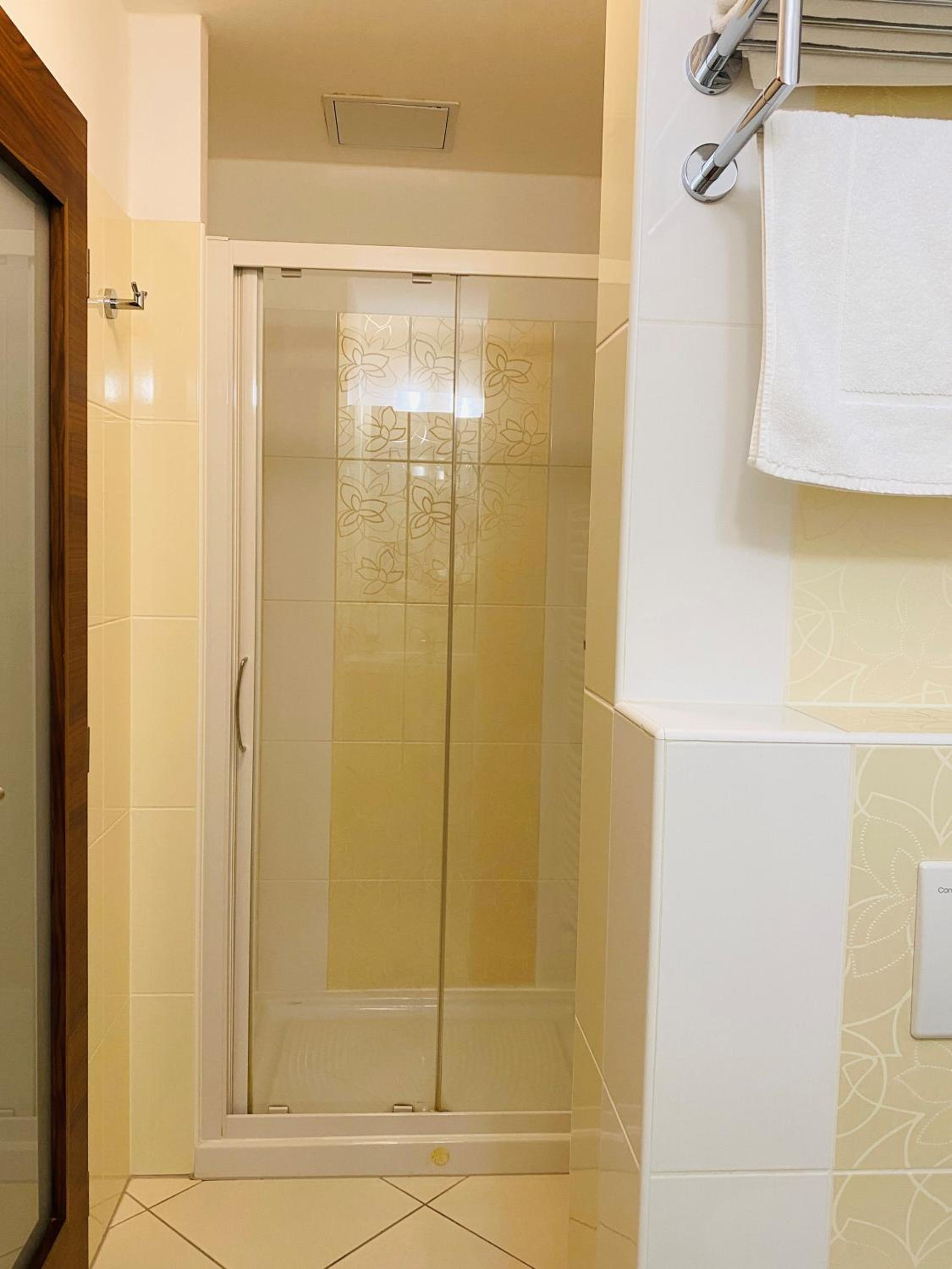 Comfort Double or Twin Room, photo 7
