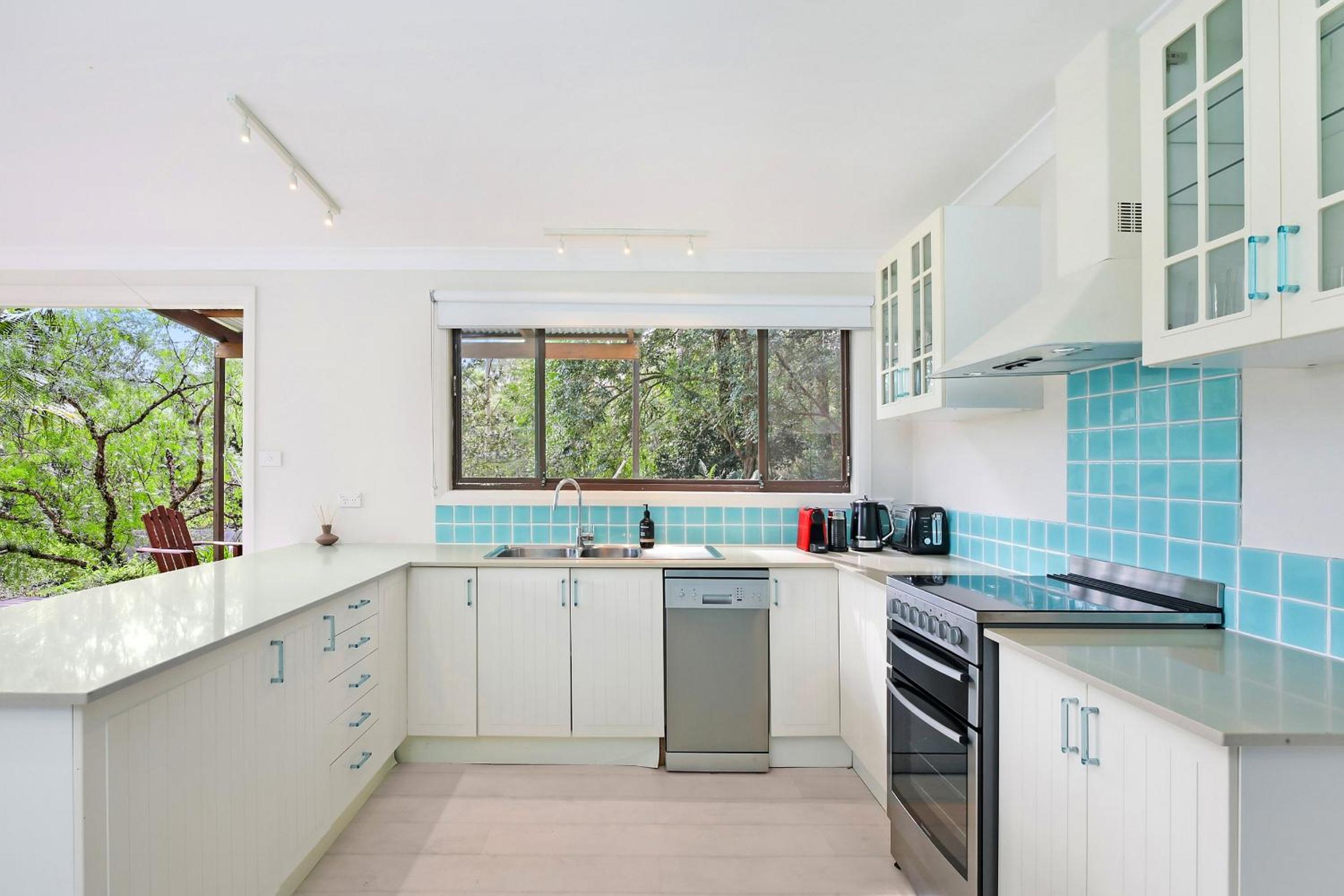 Two-Bedroom House photo 2