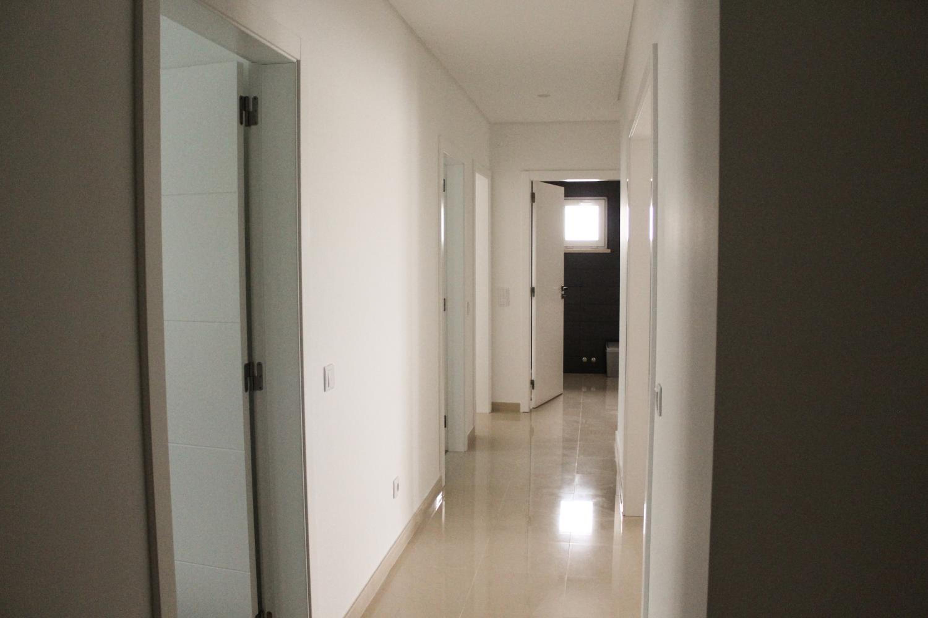 Three-Bedroom Apartment photo 1