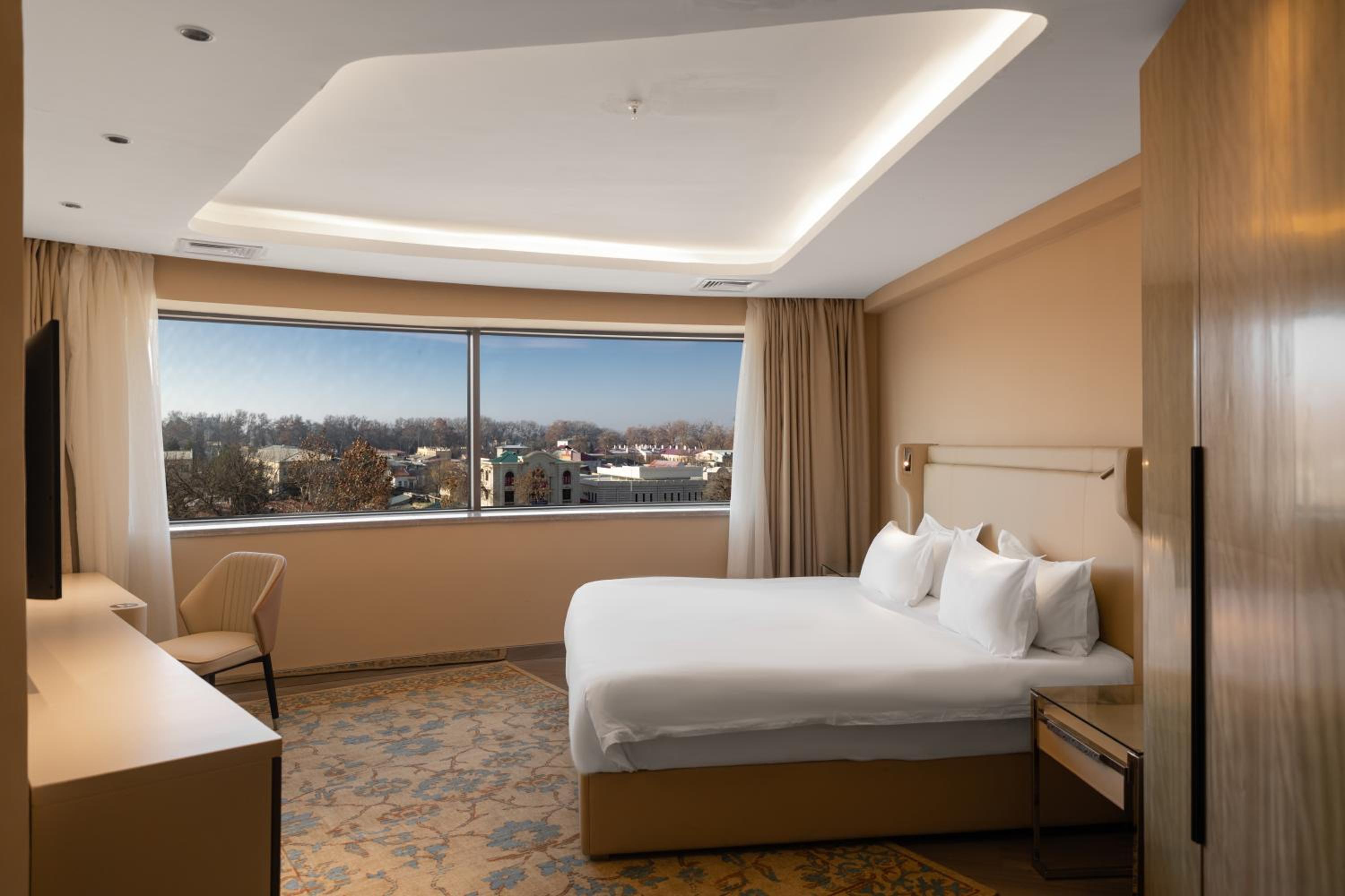 Two-Bedroom Family Suite with Two Double Beds photo 2