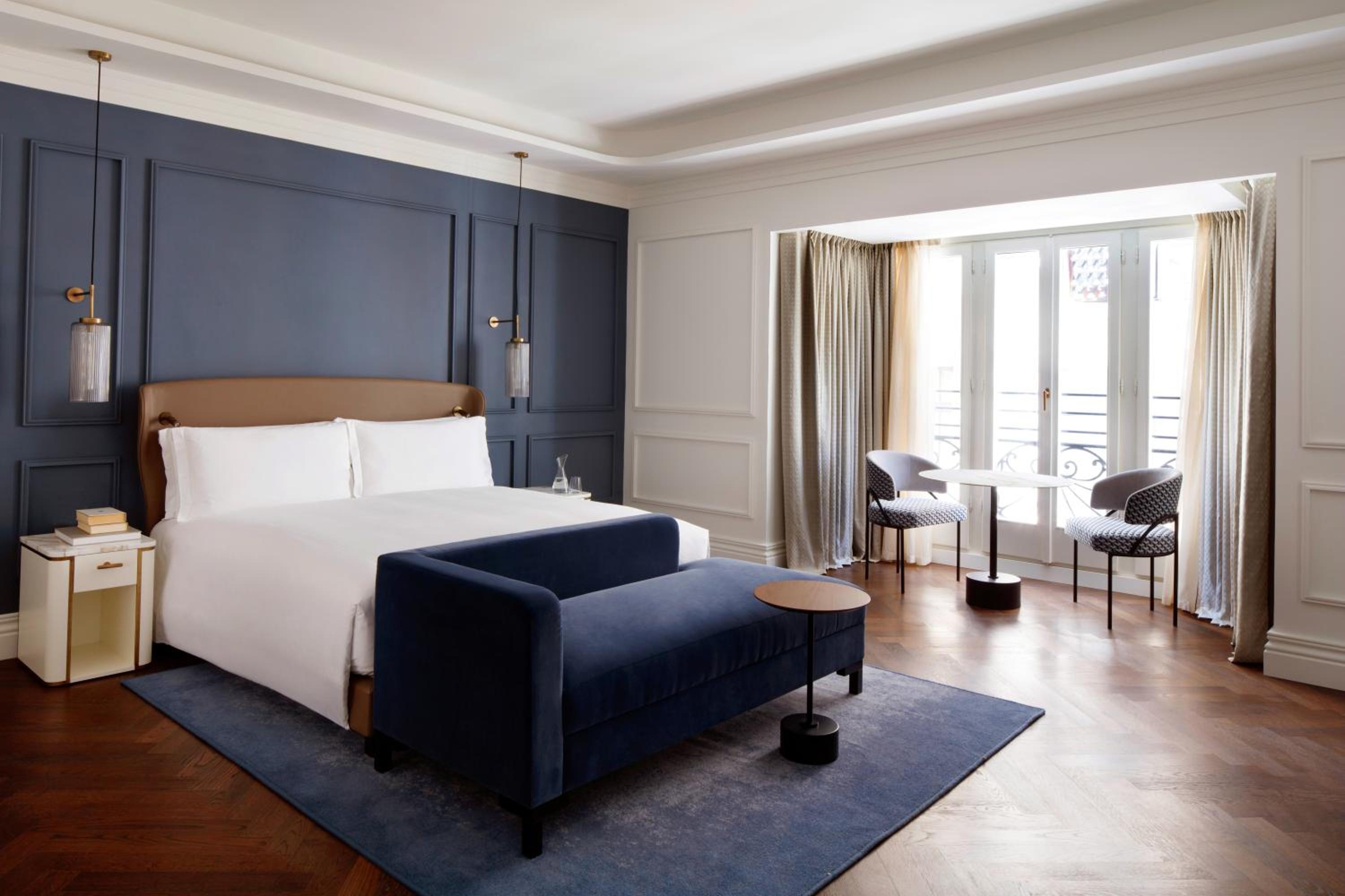 Premium King Room with Balcony and View