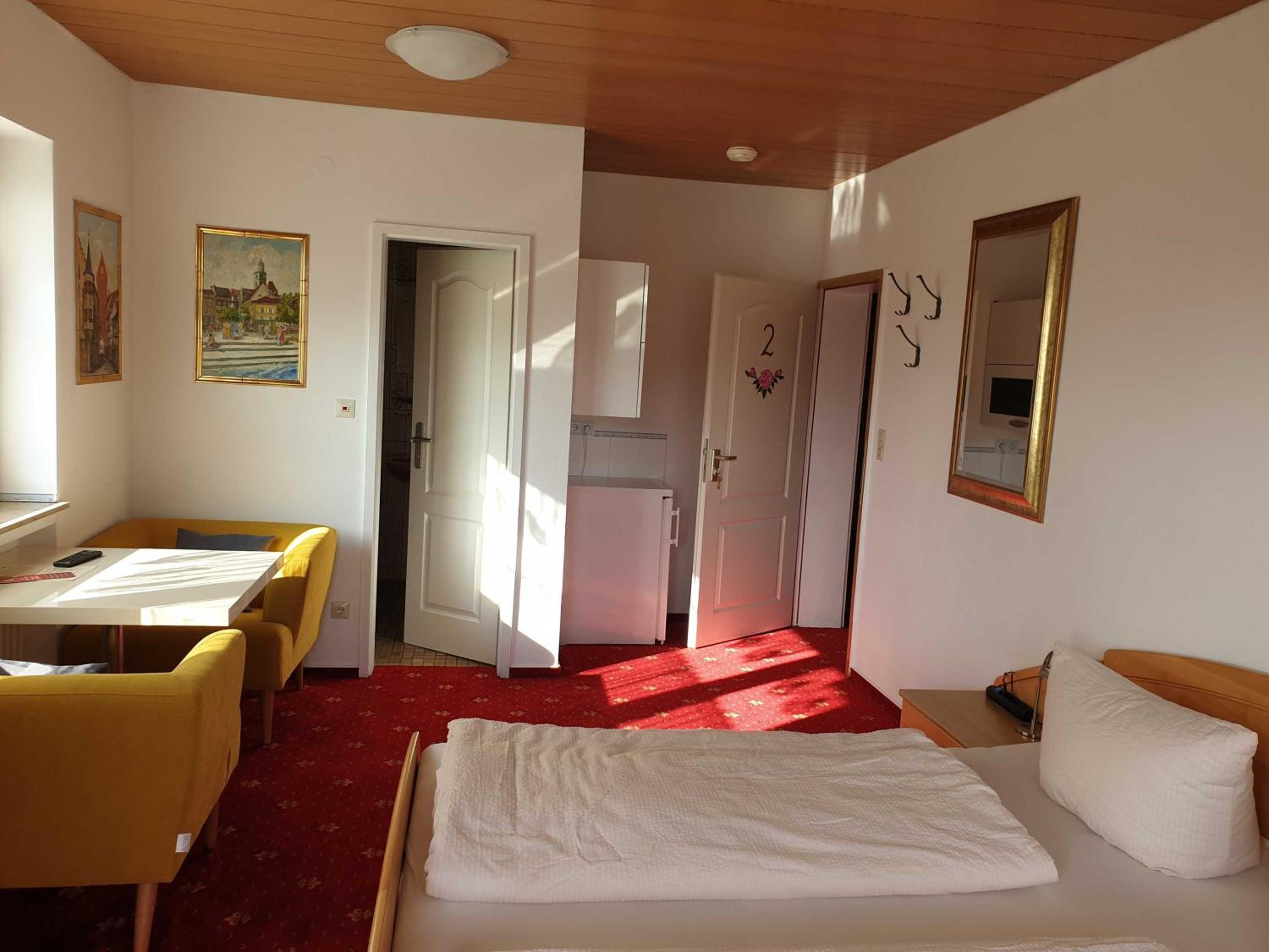 Double Room with Shower photo 2