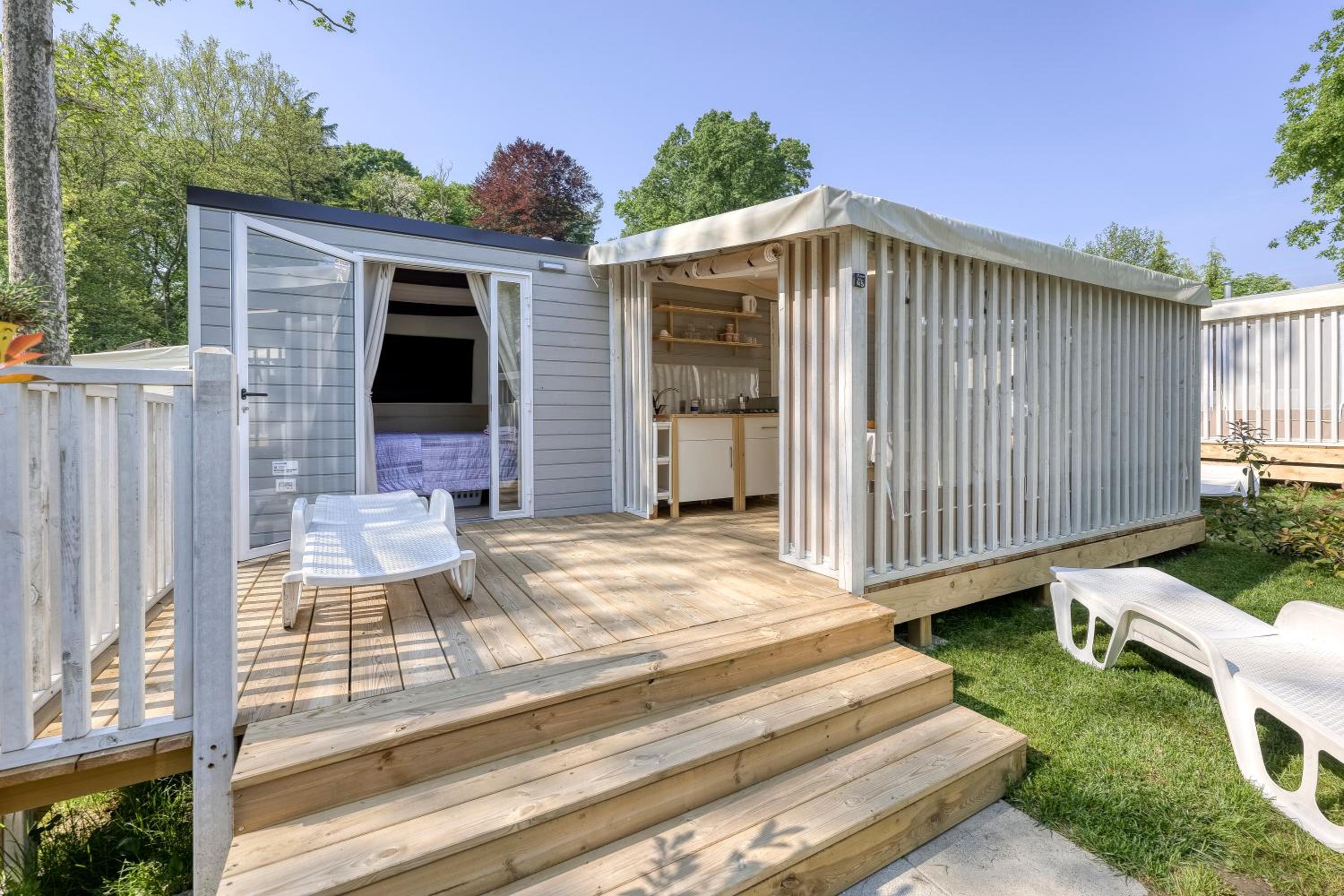 Mobile Home photo 1