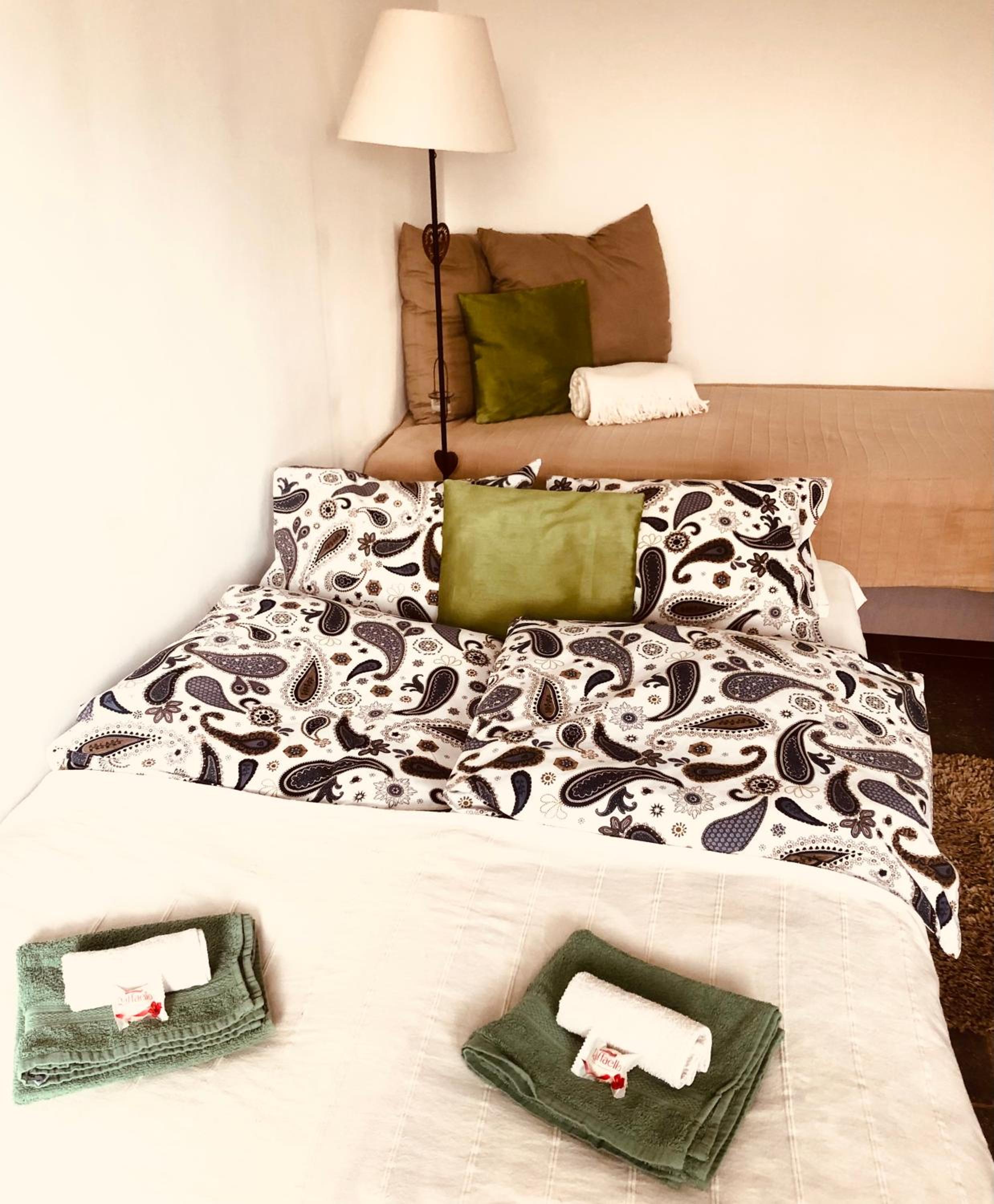 Studio Apartment photo 1