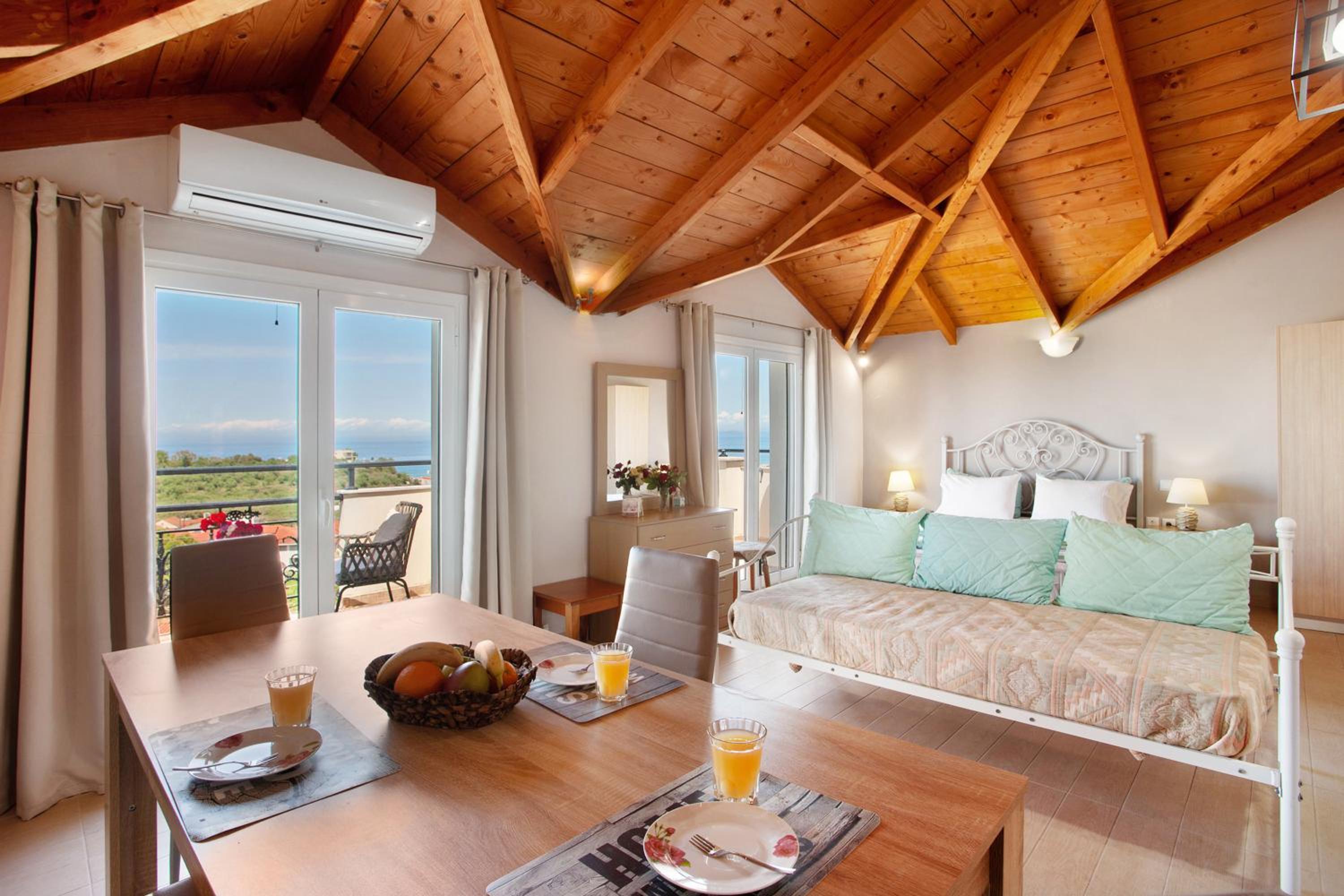 Studio with Sea View photo 2