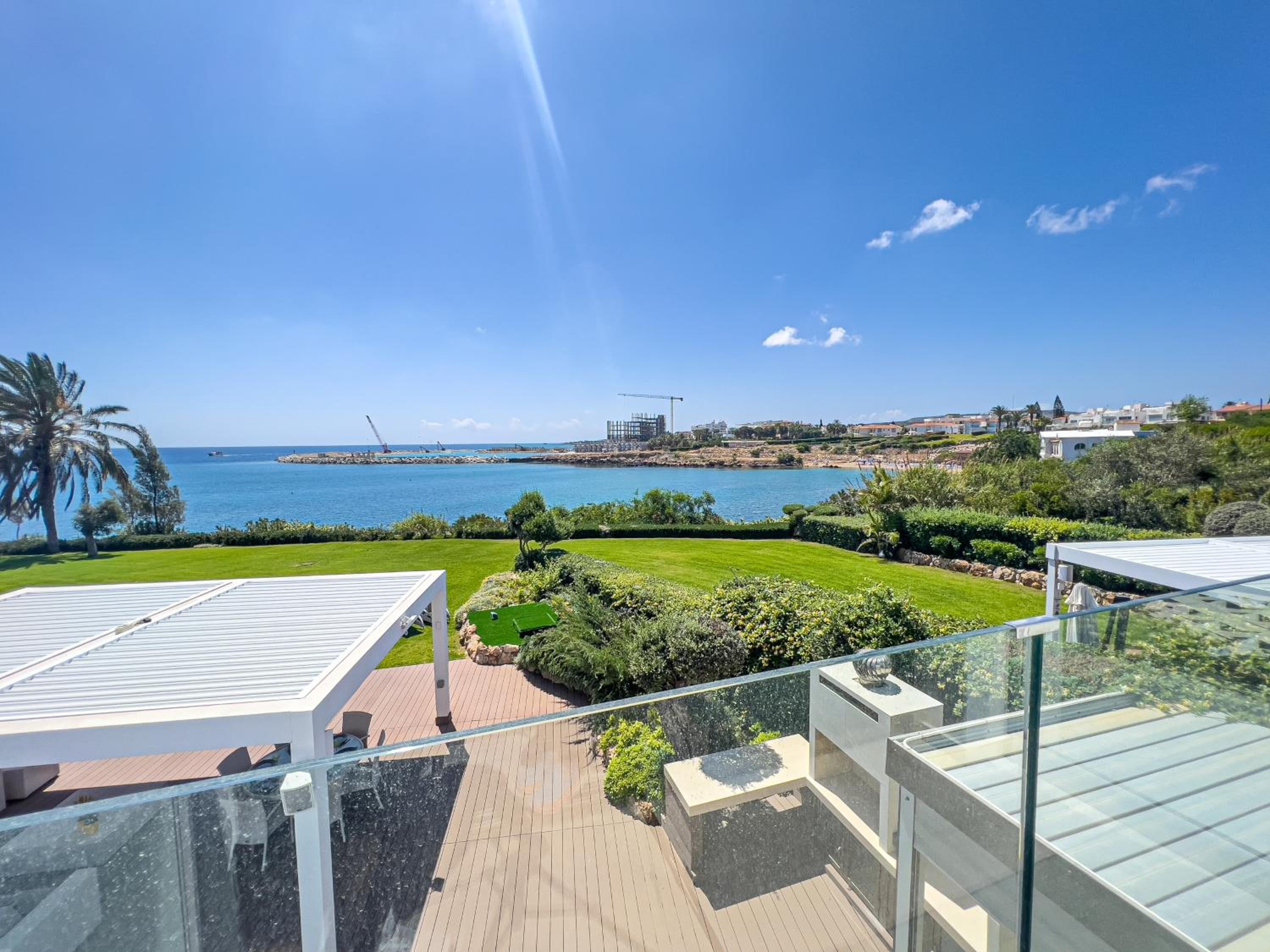 Superior Villa photo 3