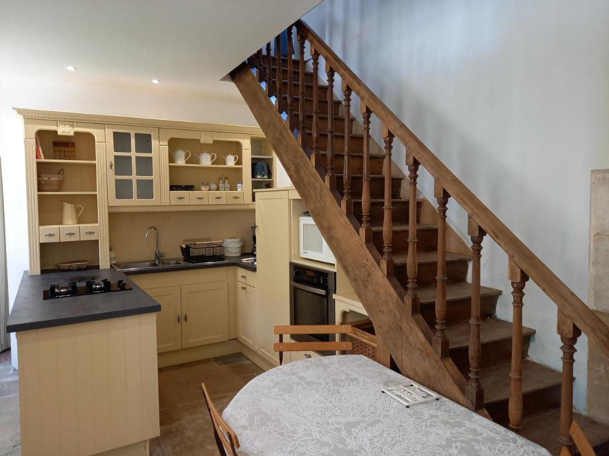 Apartment - Split Level photo 2
