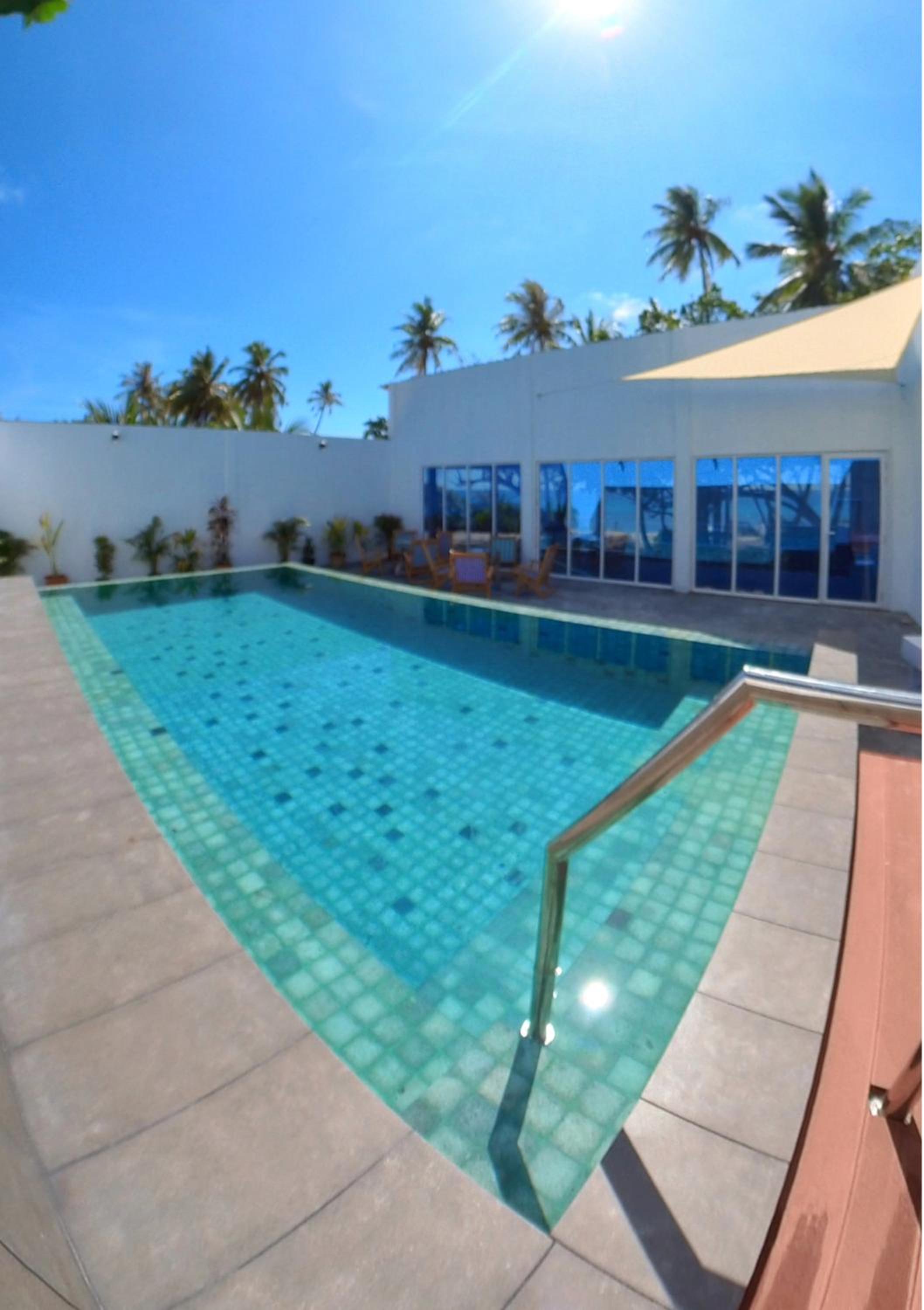 Double Room with Balcony and Side Sea View