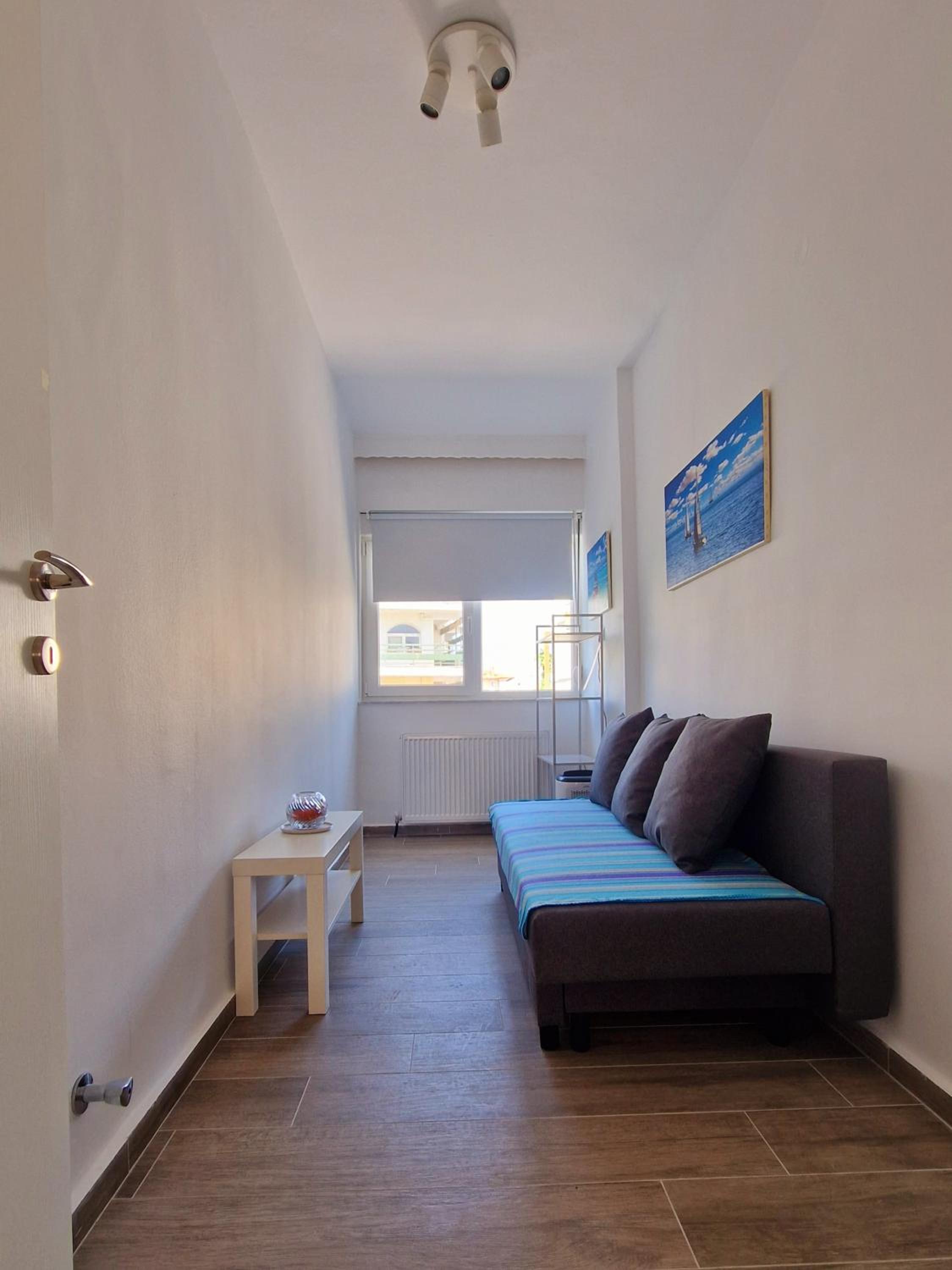 Apartment With Balcony photo 2