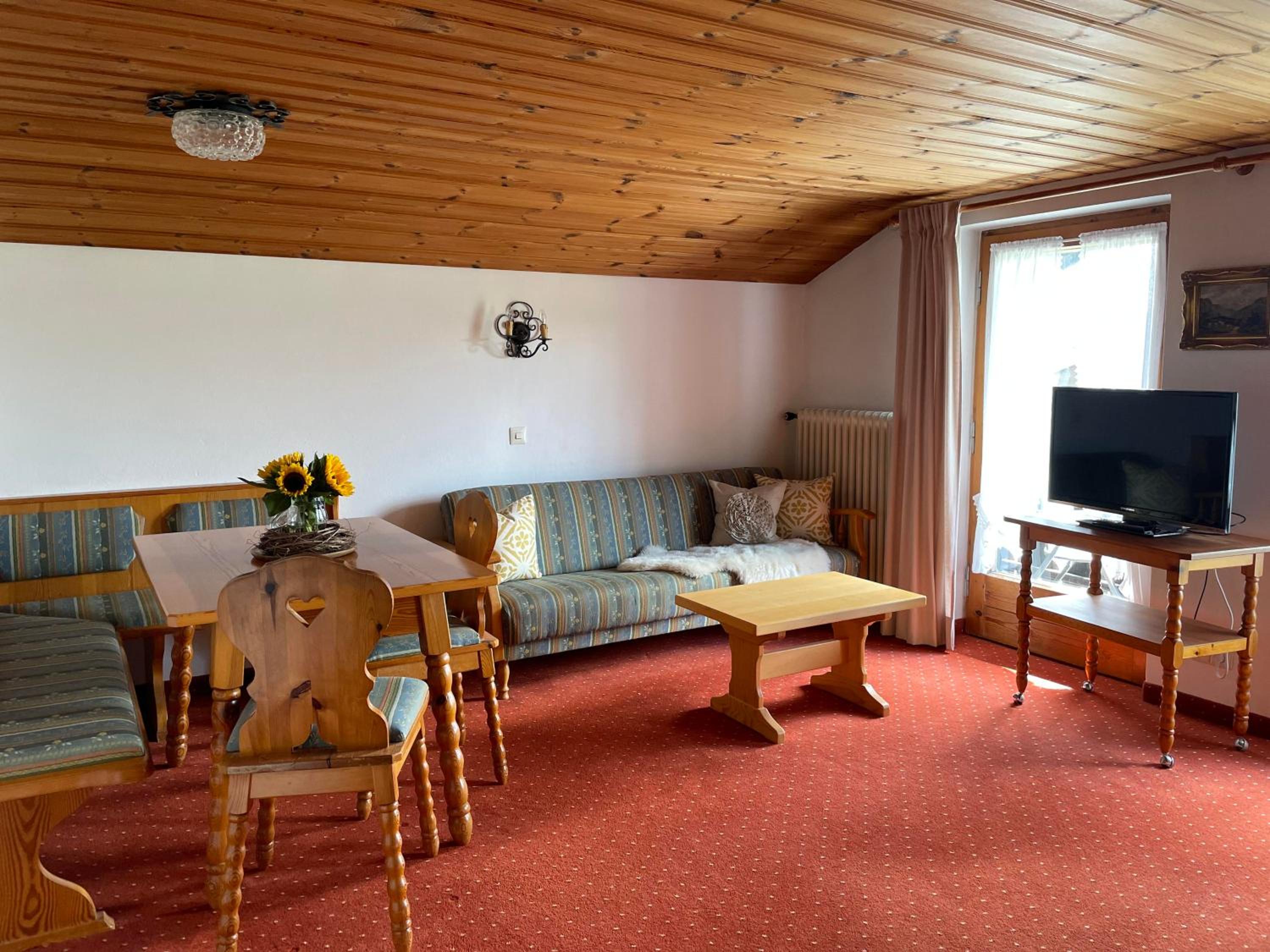 Apartment photo 3