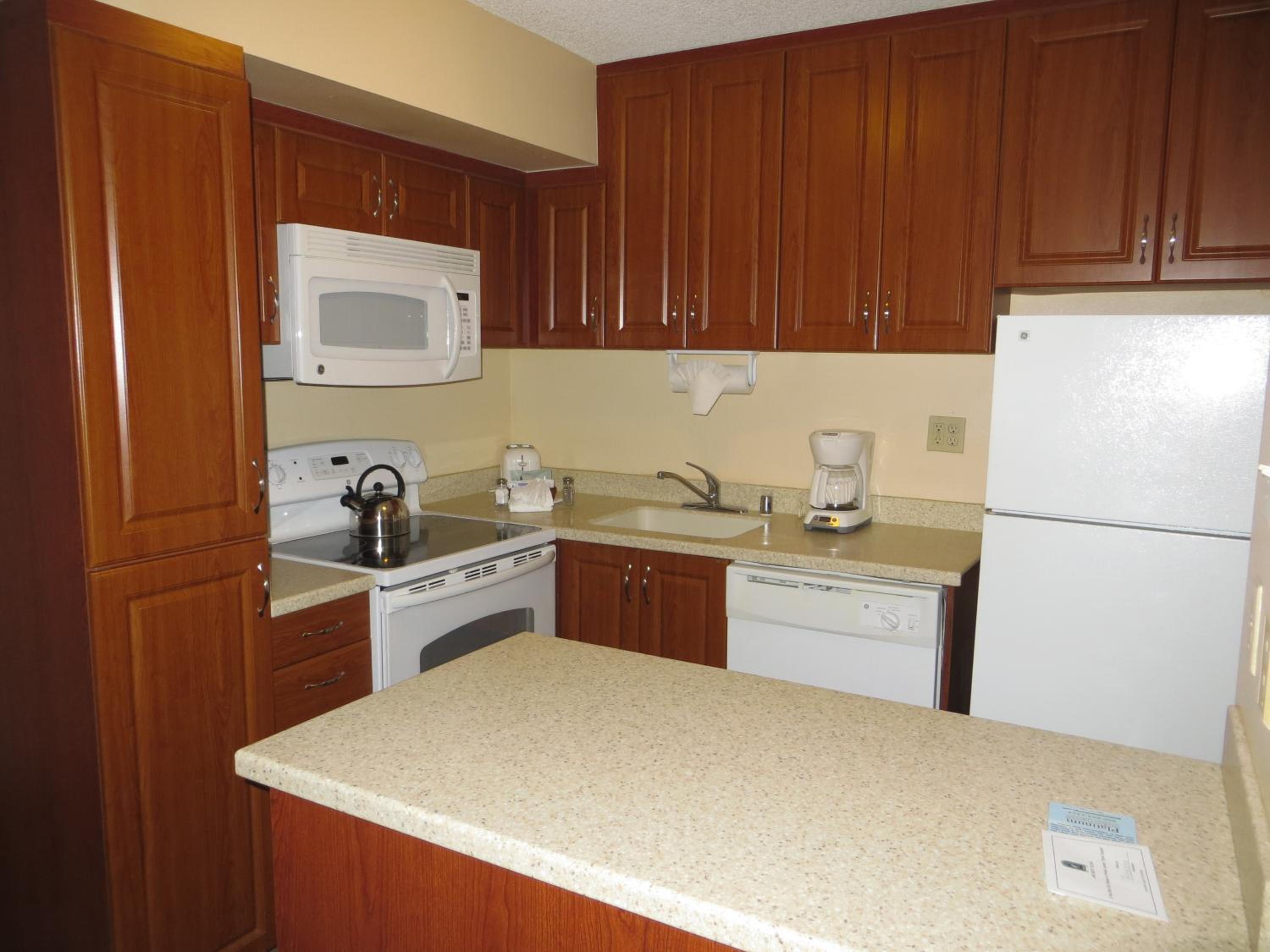 Two-Bedroom Suite (No Resort Fee) - Photo 5