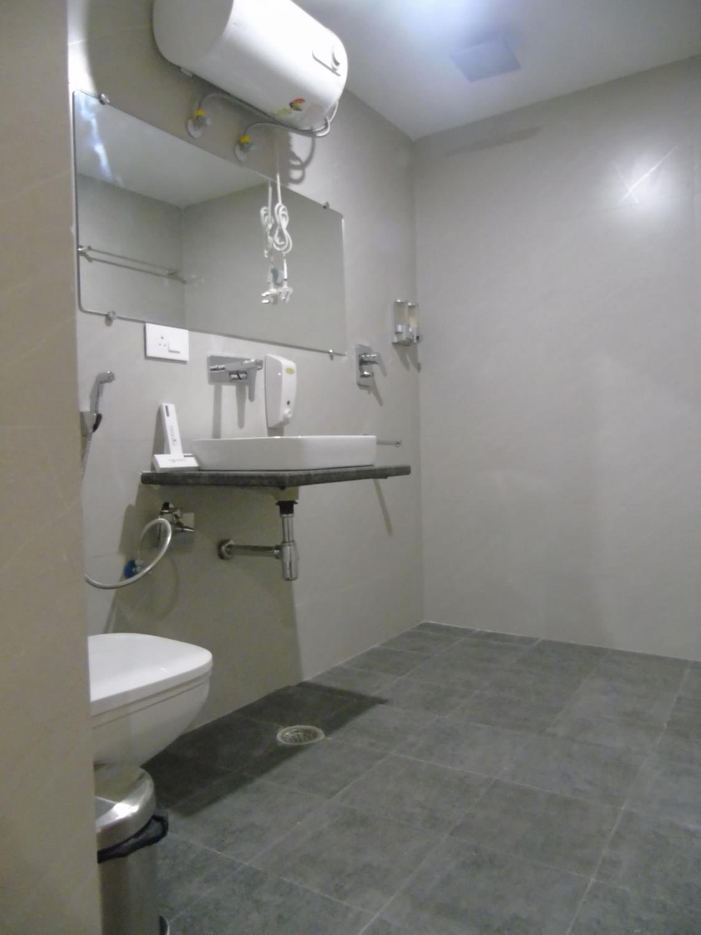 Deluxe Room - Photo 10