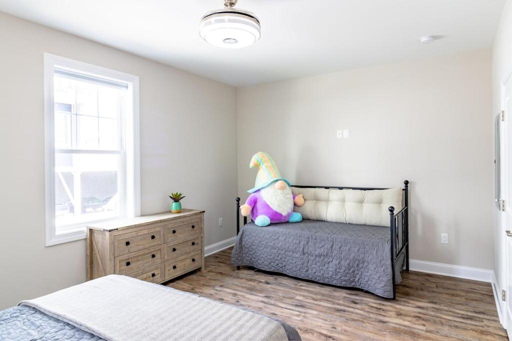 Four-Bedroom House photo 2