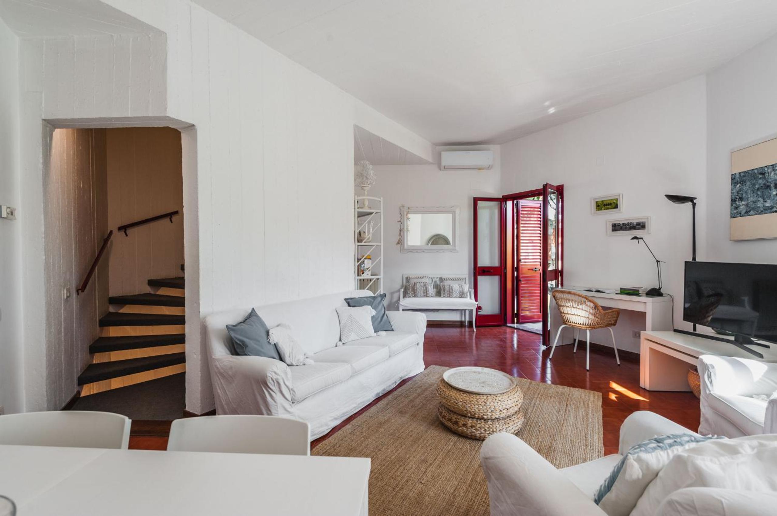 Three-Bedroom House photo 2
