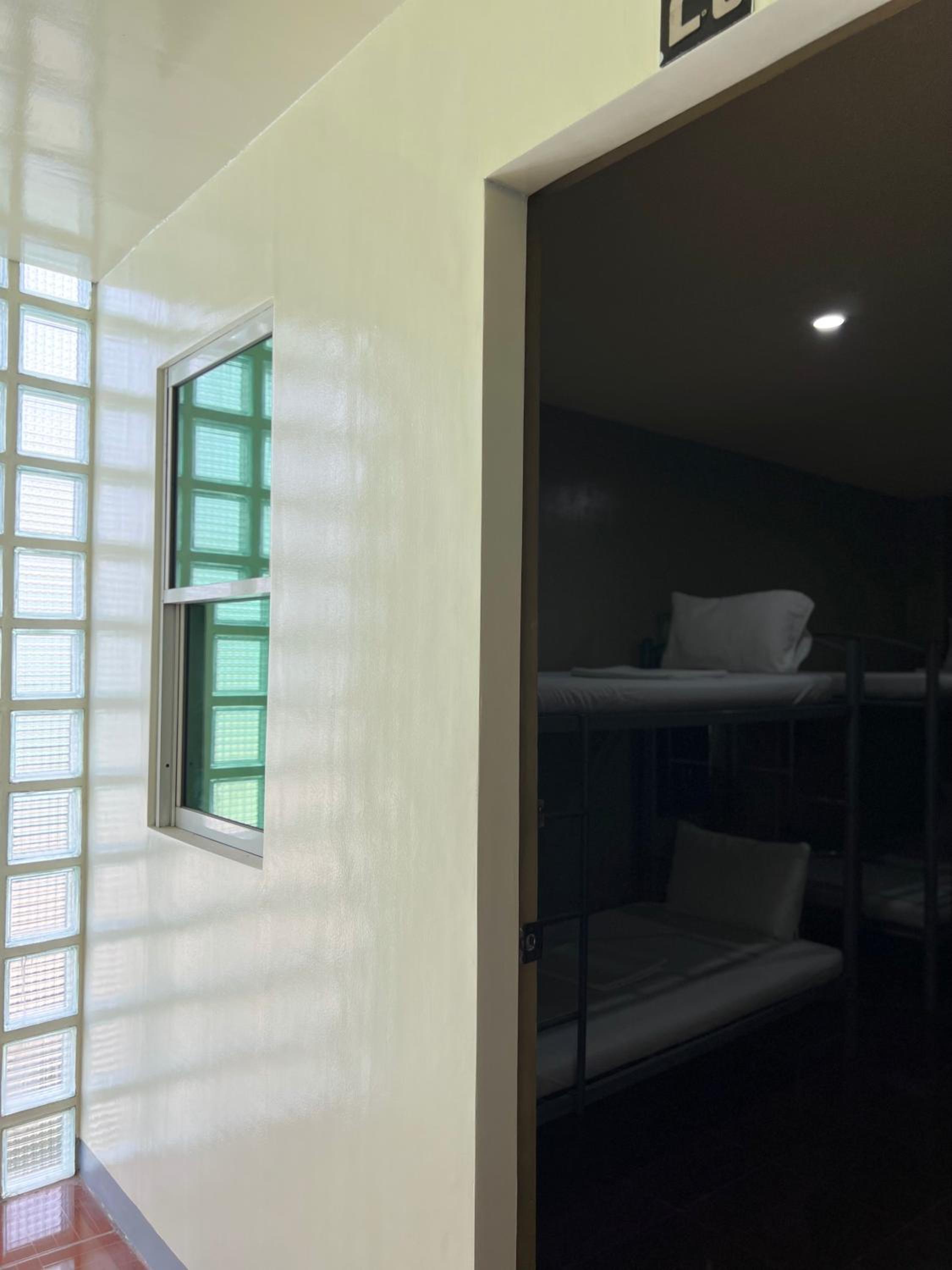 6-Bed Mixed Dormitory Room