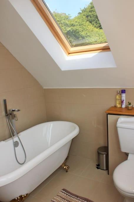 Three-Bedroom House photo 2