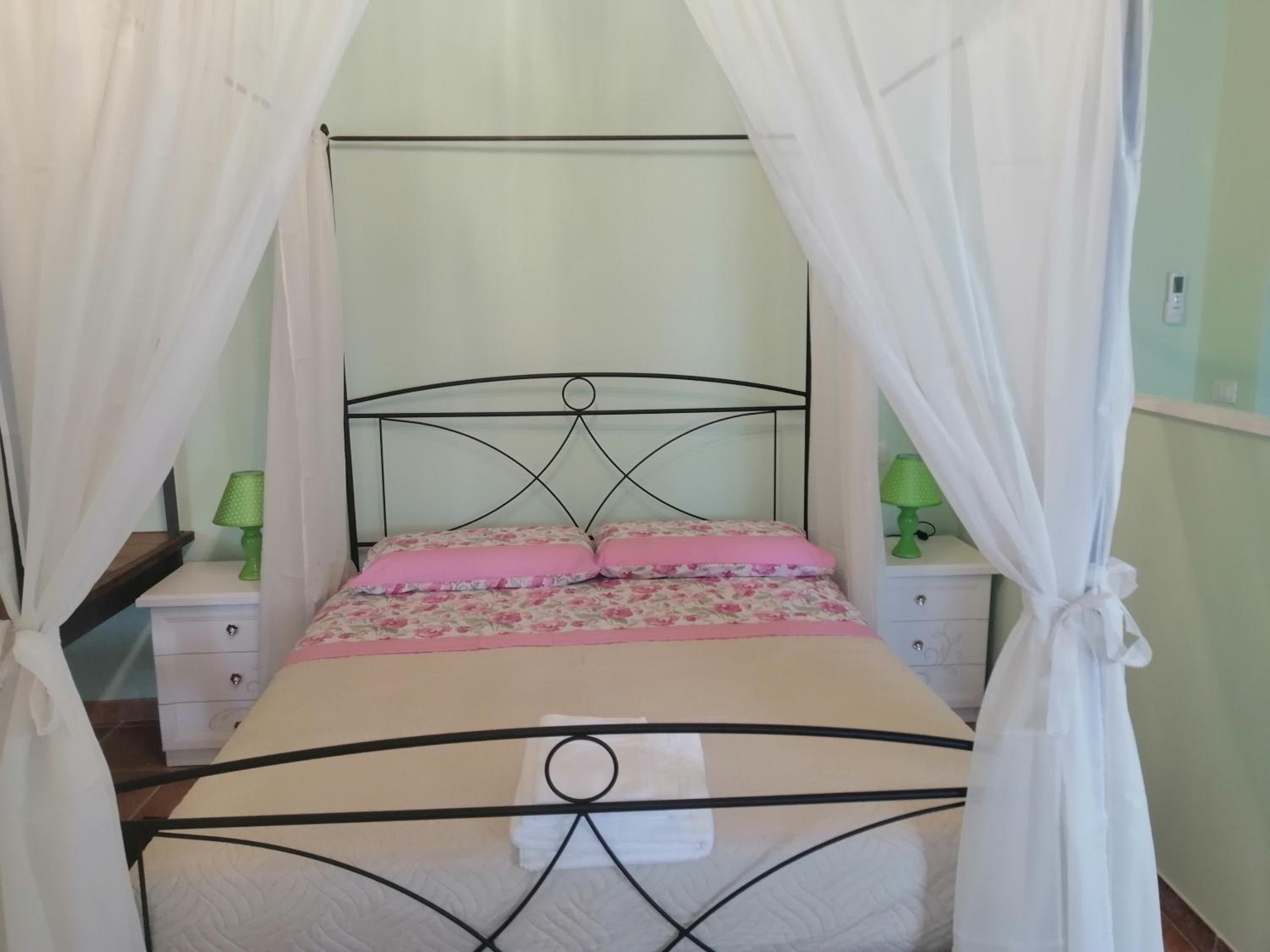 Superior King Room photo 1