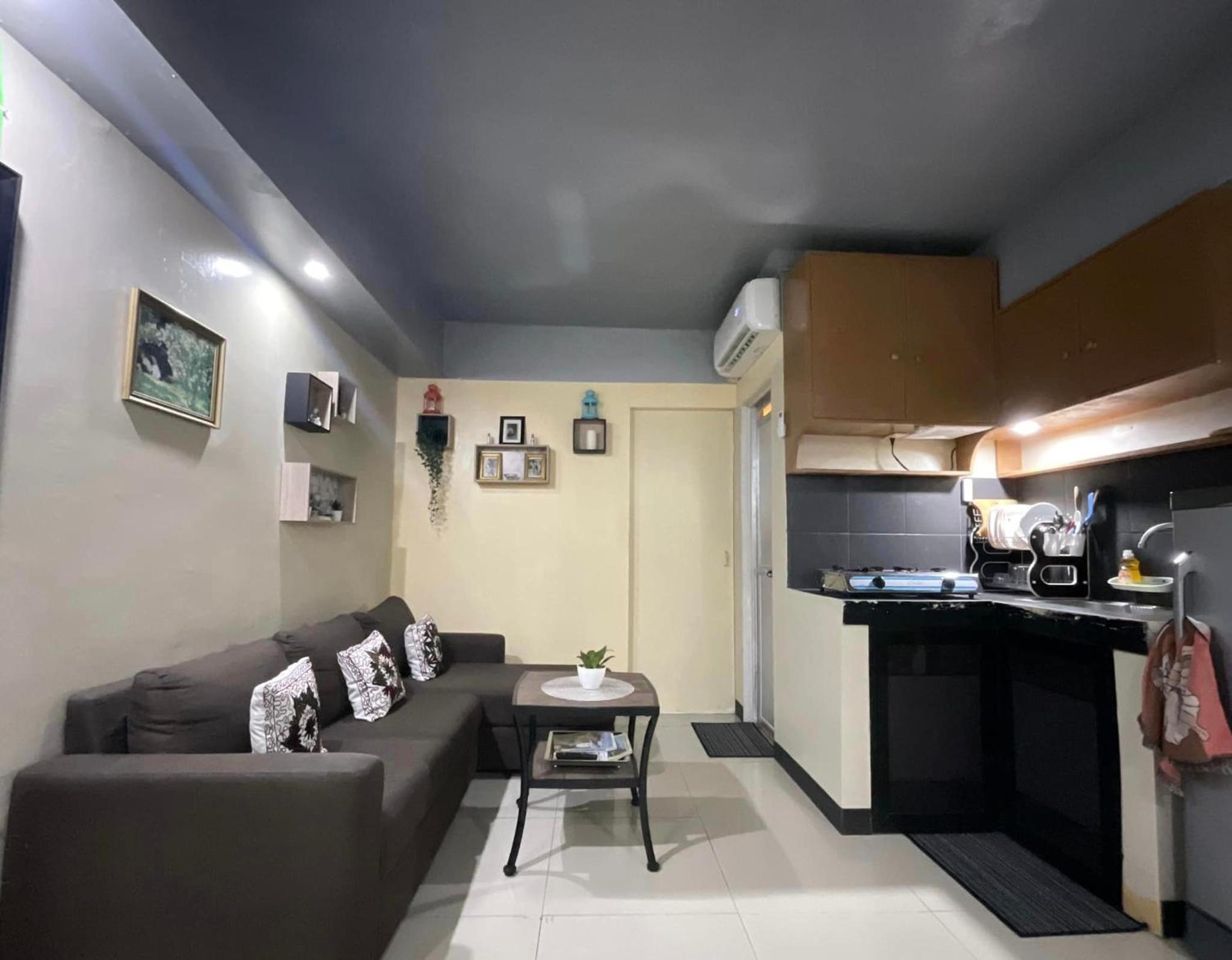 One-Bedroom Apartment photo 2