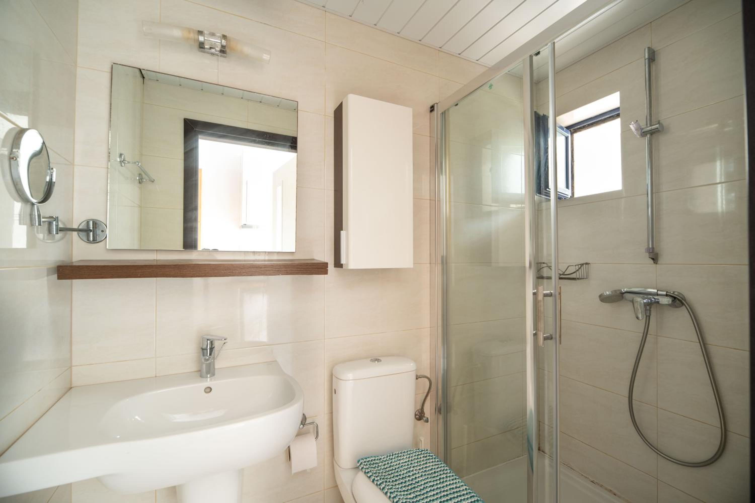 Studio with Sea View - Photo 6
