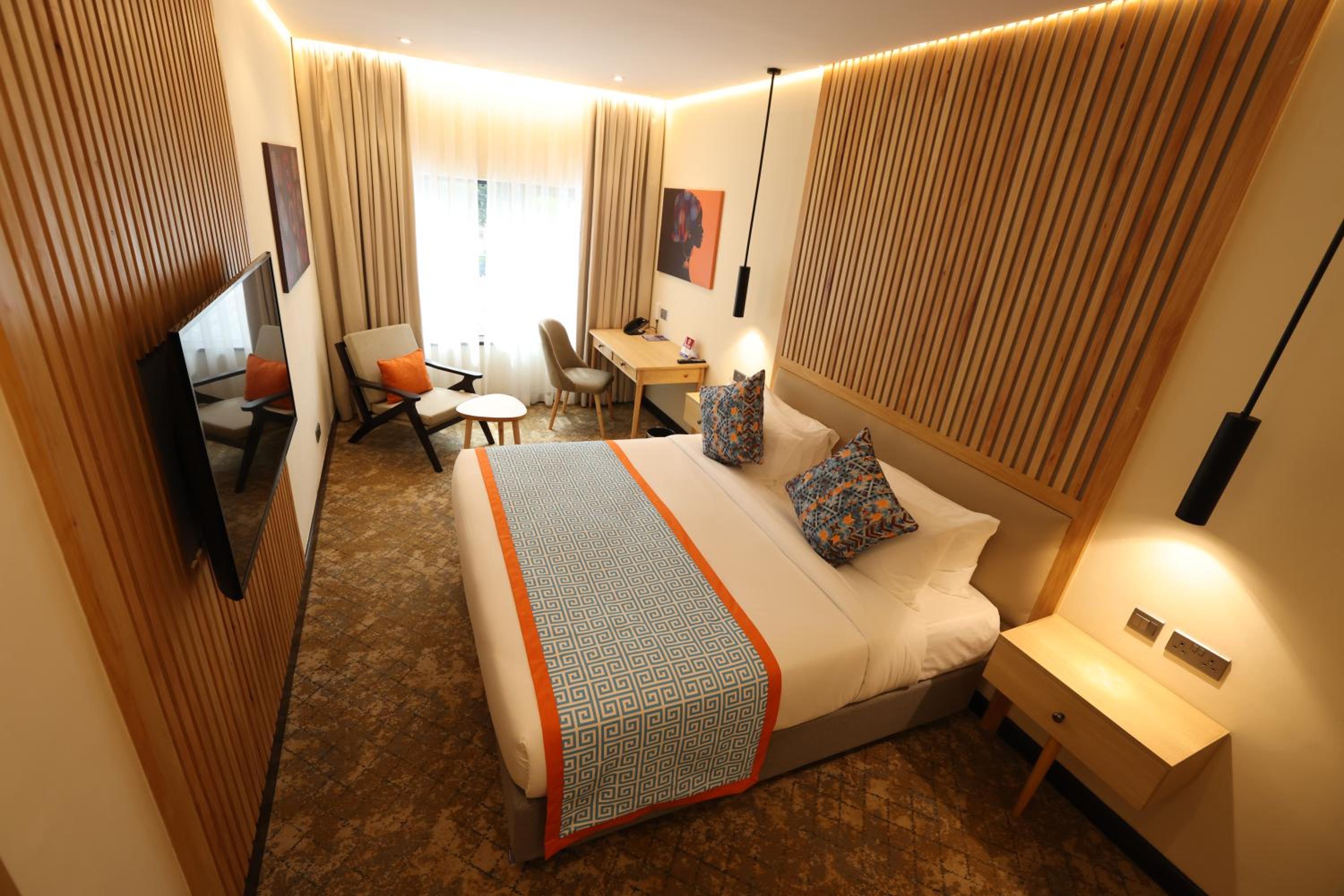 Deluxe Double Room - Photo 10