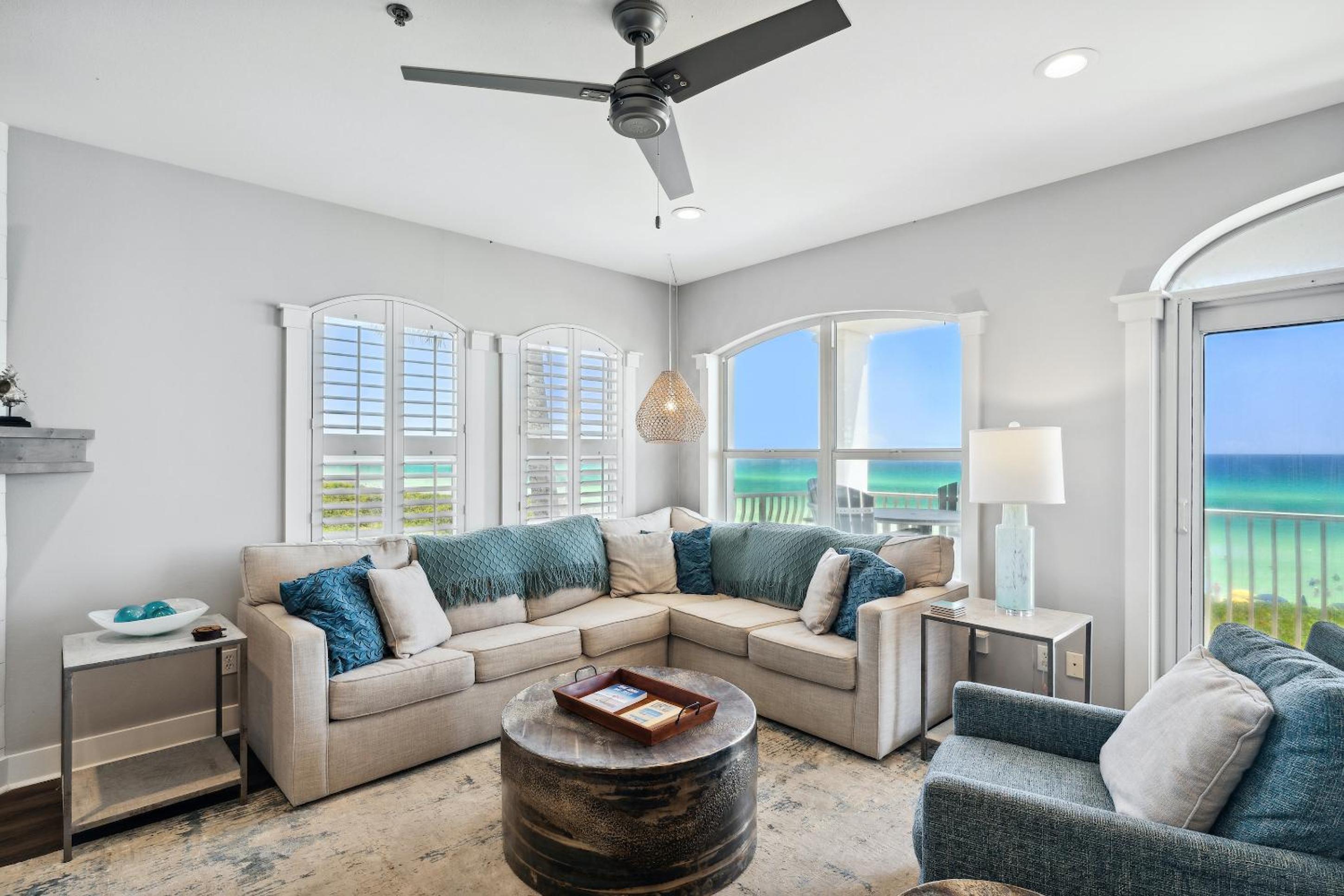 Apartment with Sea View photo 2