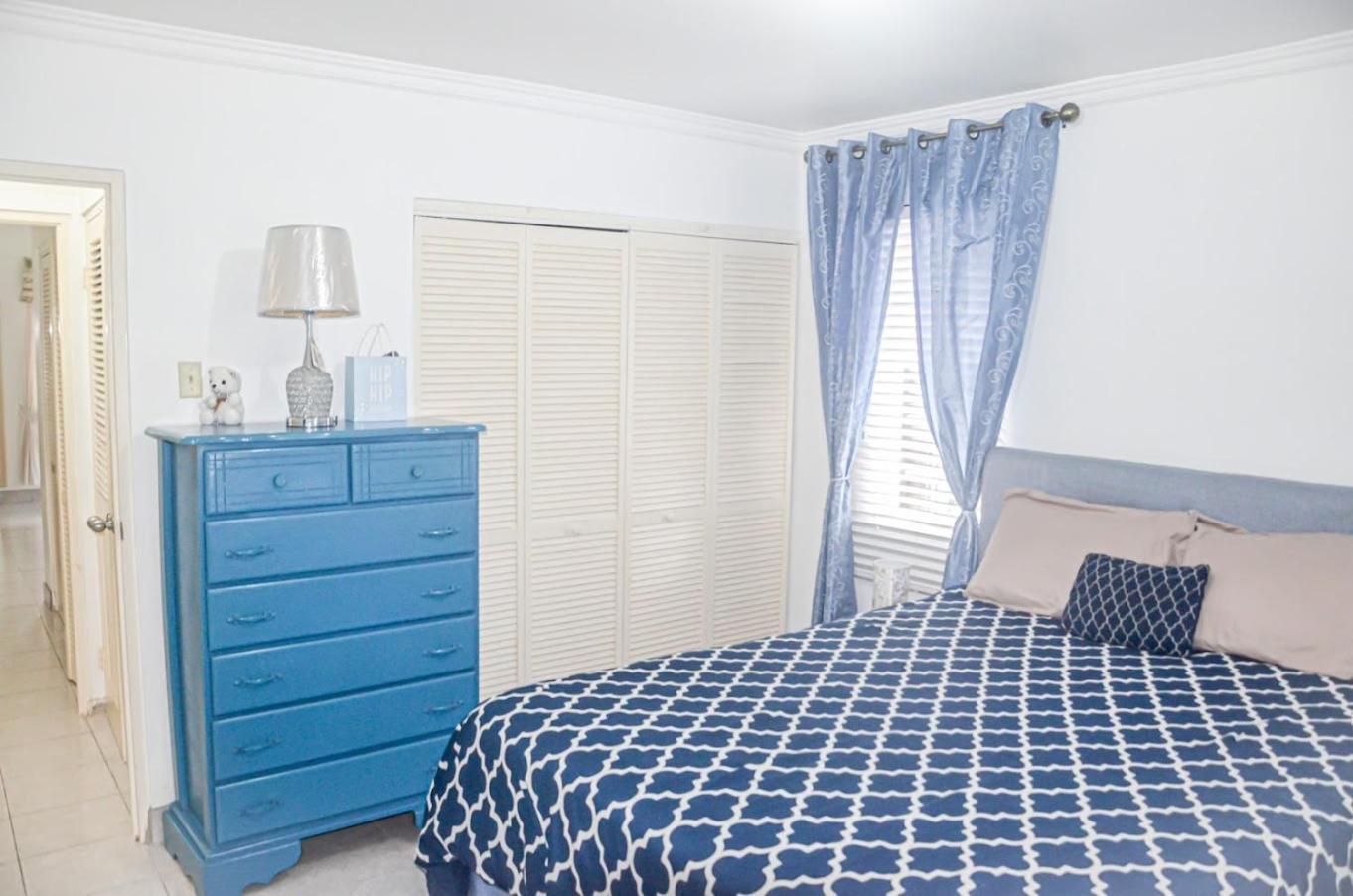 Two-Bedroom House photo 3