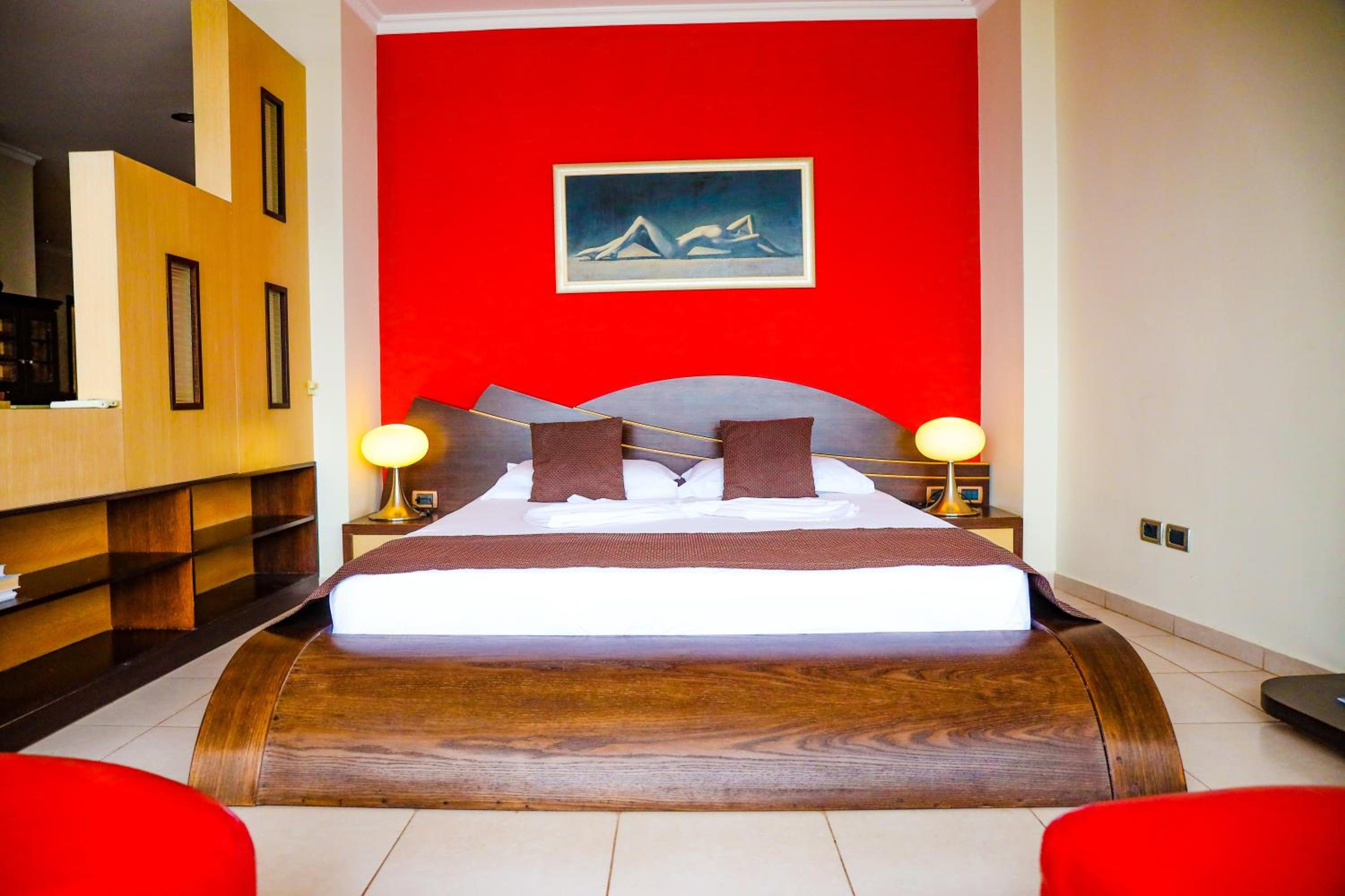 Suite with Balcony and Sea View